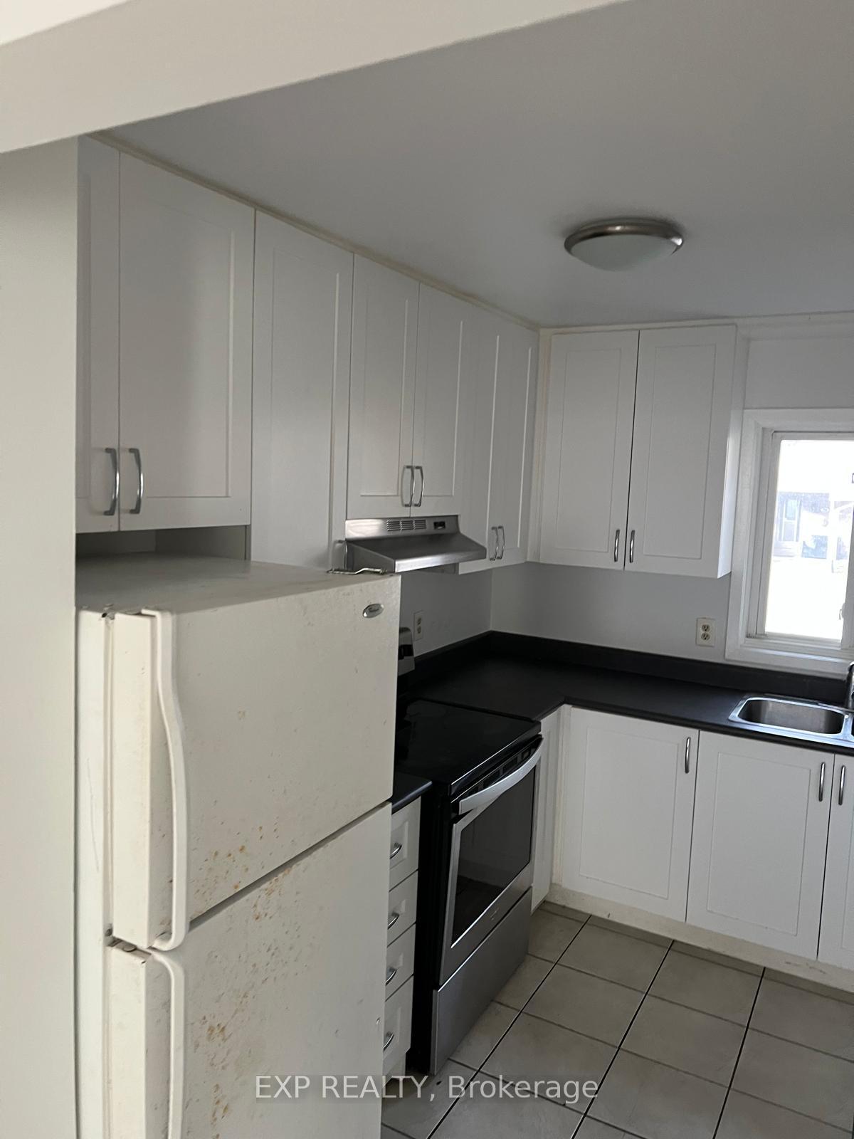 Photo 2 of Unit 22, 151 Bonaventure Drive, London, East I — HOMEH