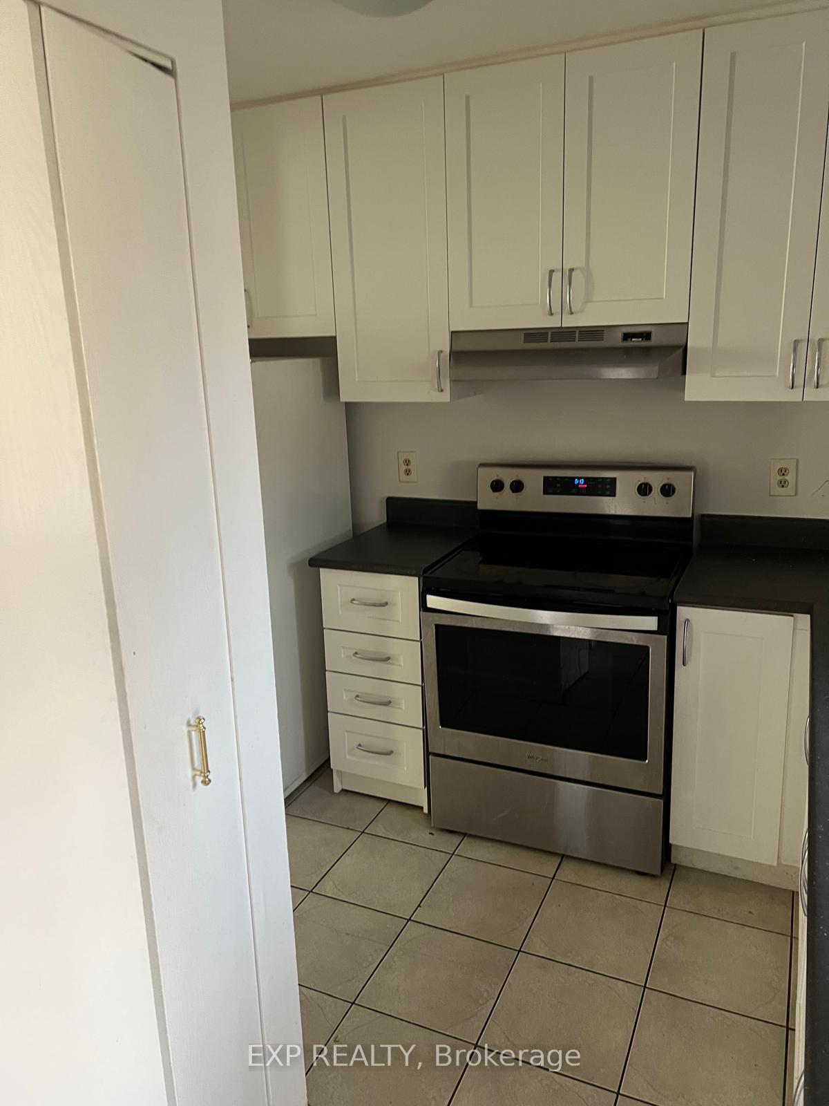 Photo 6 of Unit 22, 151 Bonaventure Drive, London, East I — HOMEH