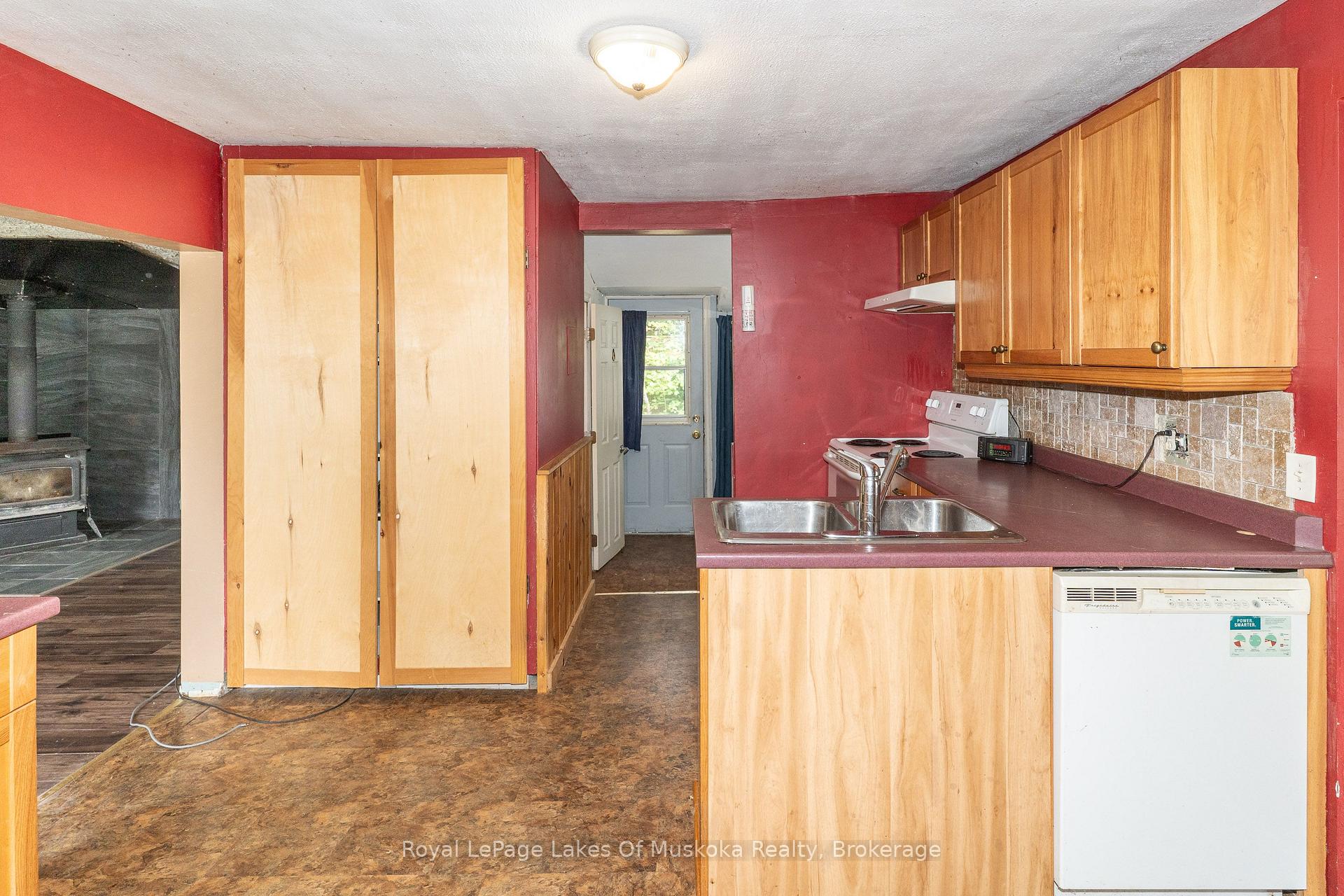 Photo 16 of 91 Beach Road, Huntsville, Stephenson — HOMEH