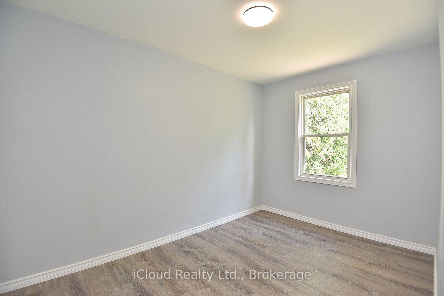 Photo 12 of 2366 Mountainside Drive, Burlington, Mountainside — HOMEH