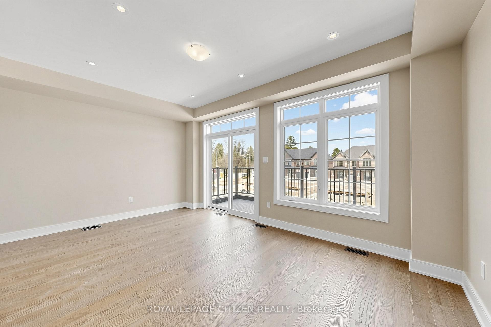 Photo 8 of 26 Wakely Crescent, Clarington, Courtice — HOMEH
