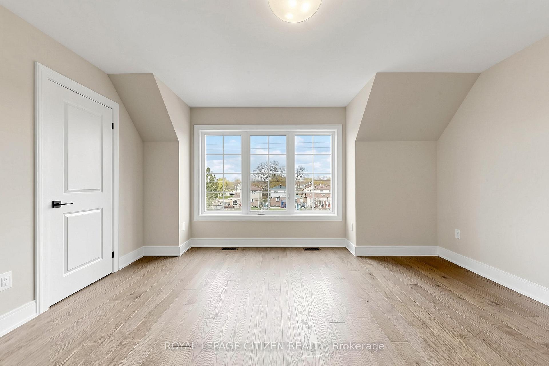 Photo 23 of 26 Wakely Crescent, Clarington, Courtice — HOMEH