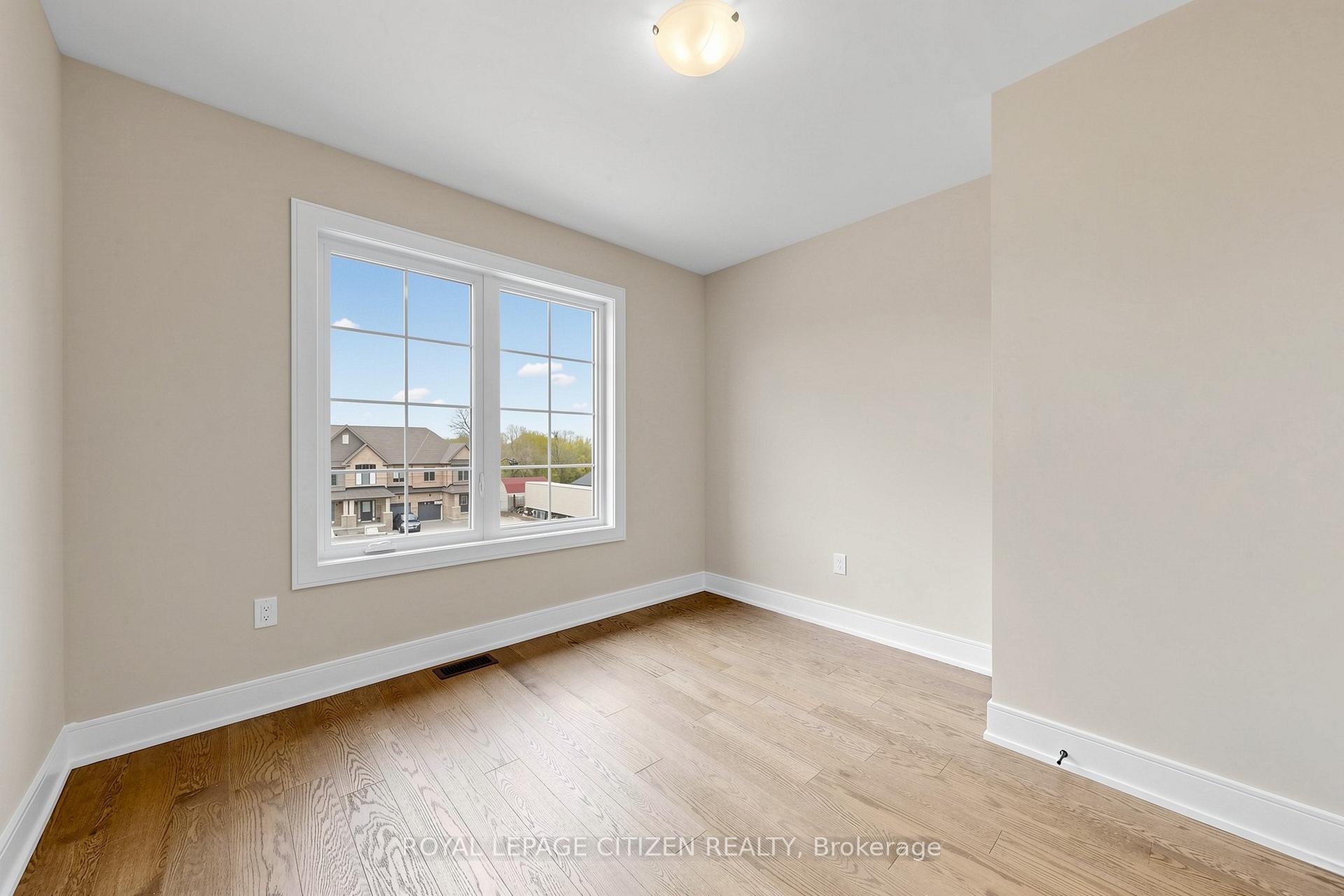 Photo 32 of 26 Wakely Crescent, Clarington, Courtice — HOMEH