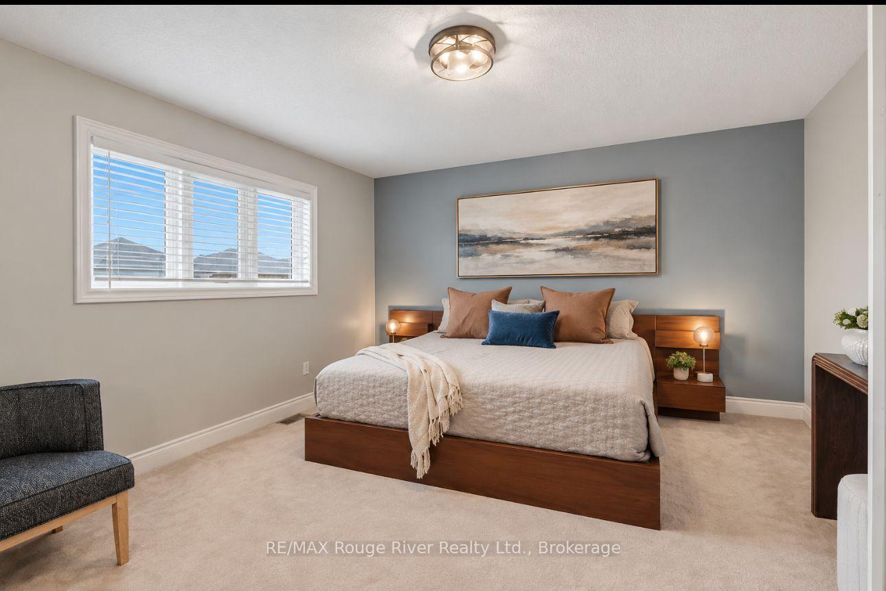 Photo 17 of 104 Fencerow Drive, Whitby, Rolling Acres — HOMEH