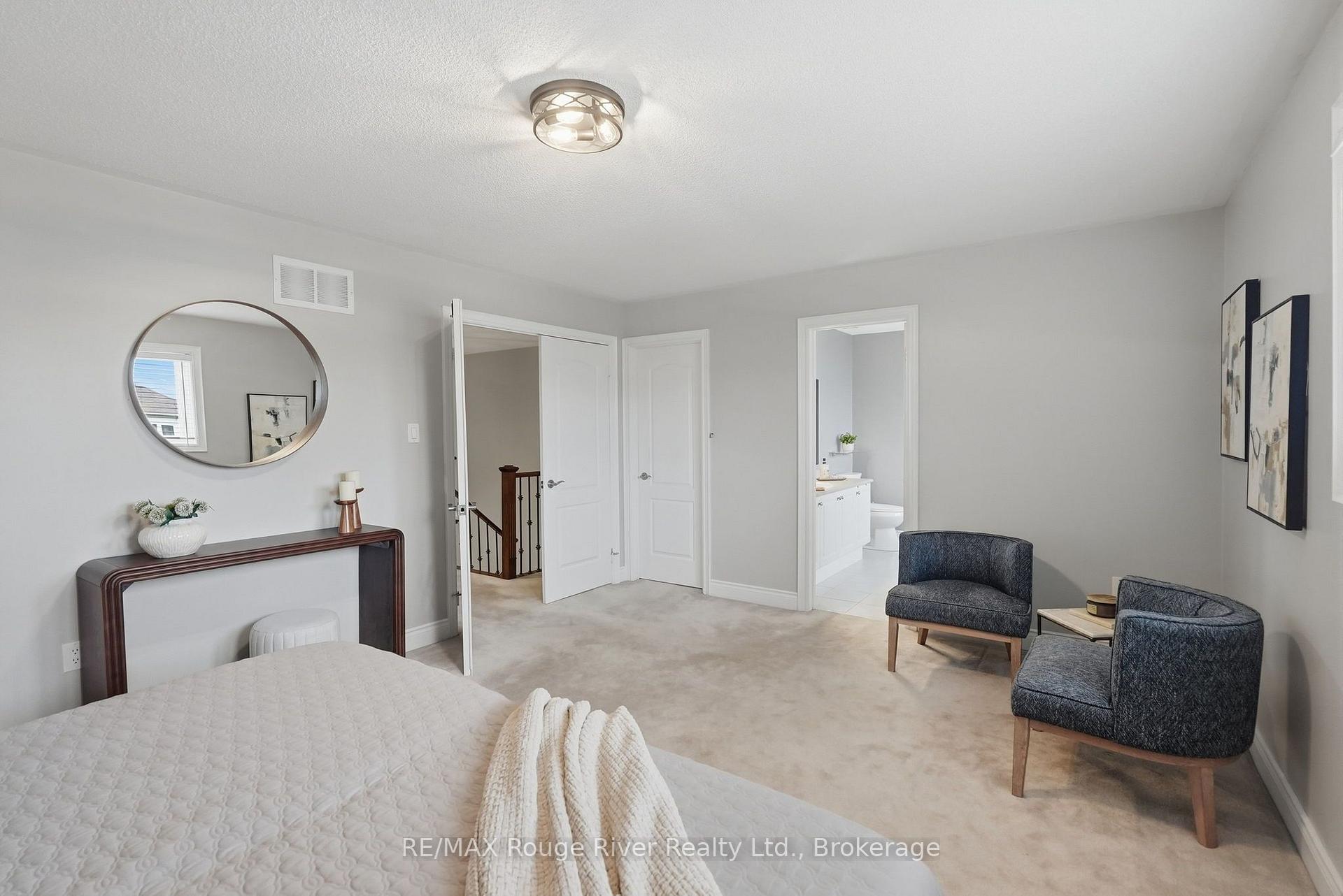 Photo 19 of 104 Fencerow Drive, Whitby, Rolling Acres — HOMEH