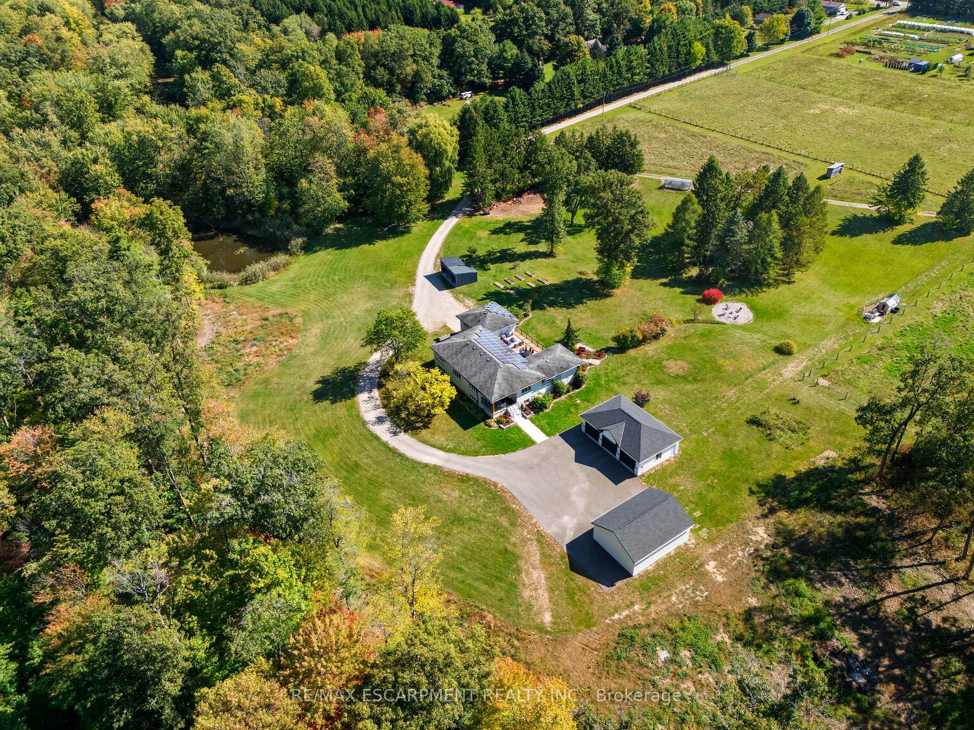Photo 3 of 1392 Wrigley Road, North Dumfries, Ayr — HOMEH