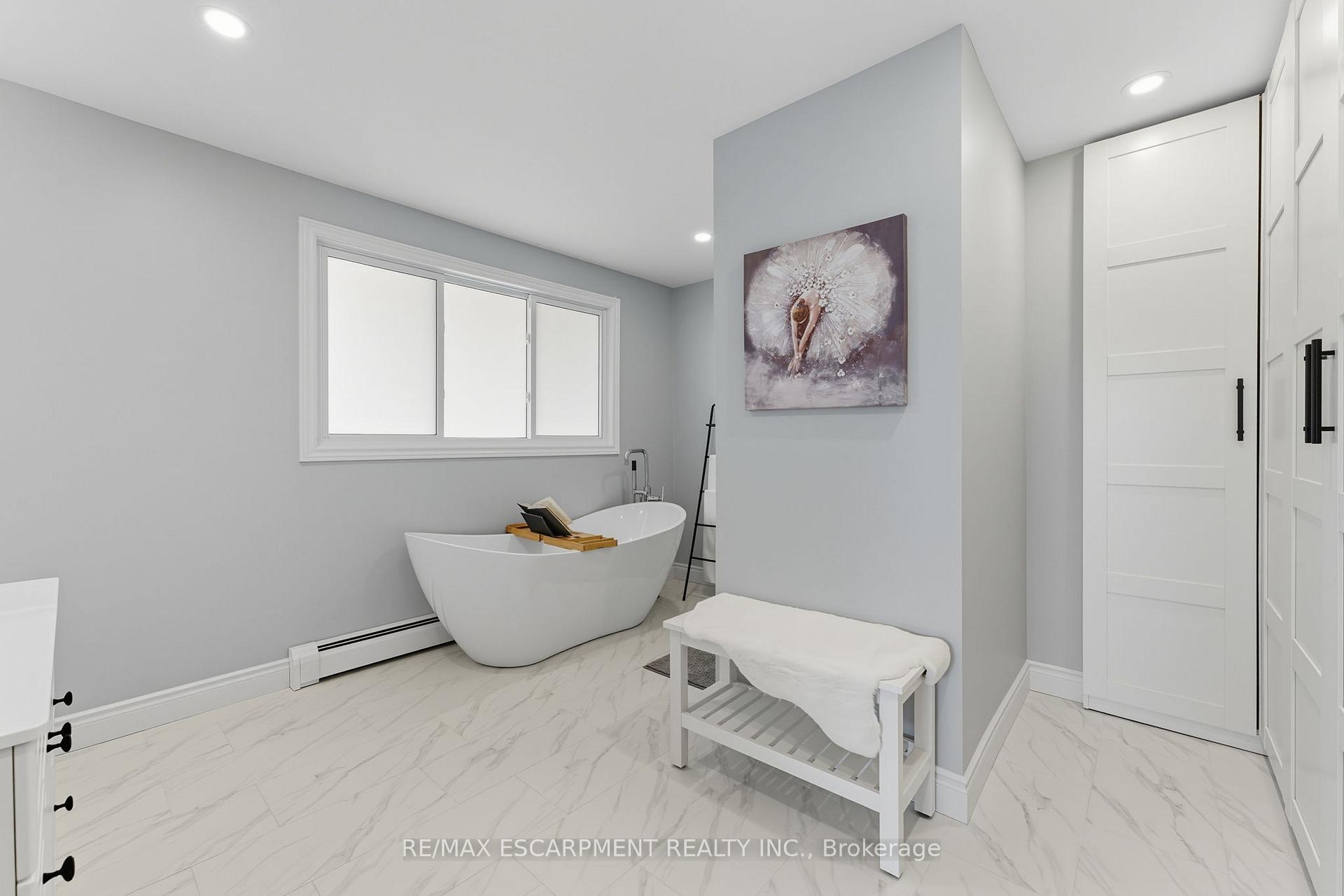 Photo 21 of 1392 Wrigley Road, North Dumfries, Ayr — HOMEH