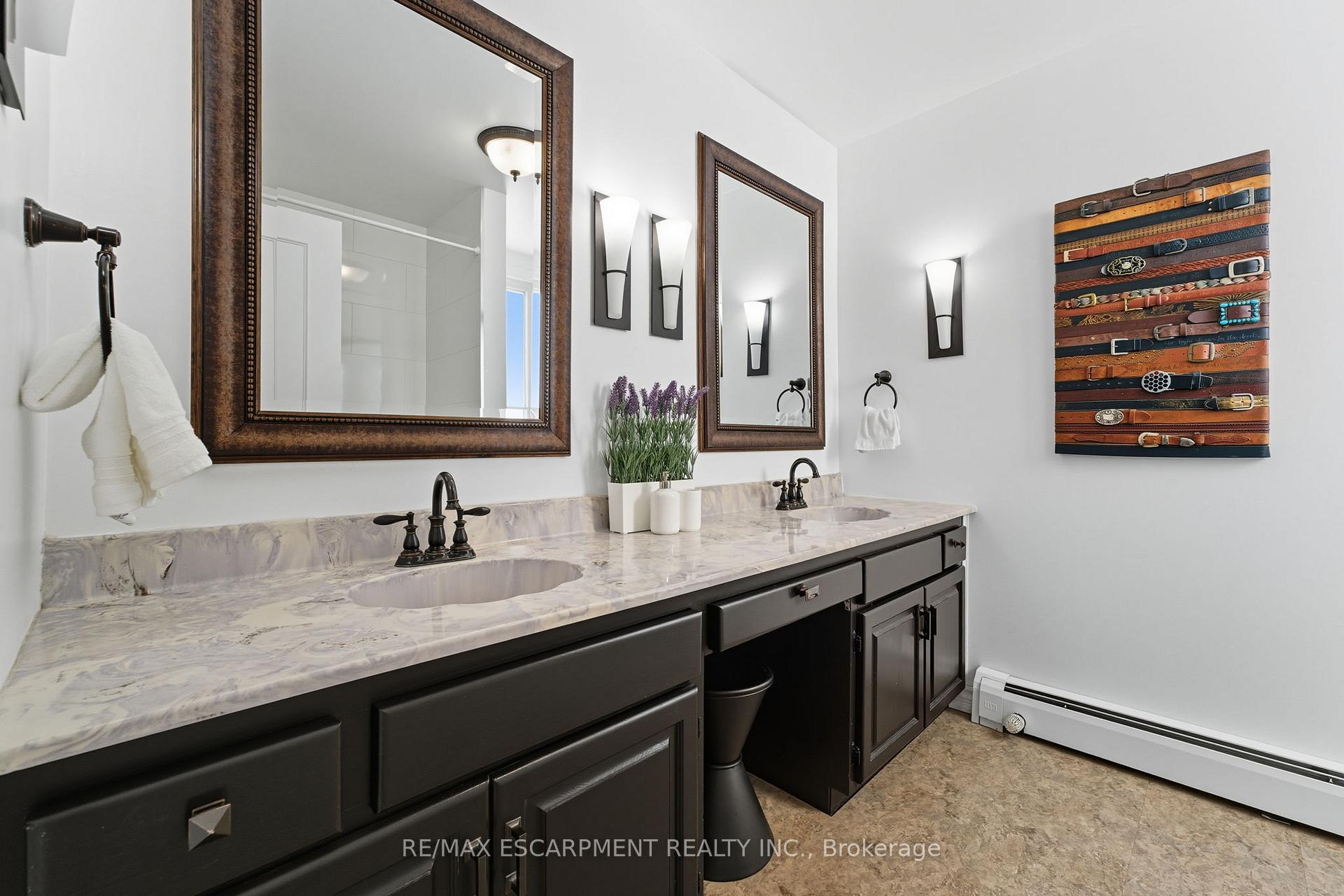 Photo 23 of 1392 Wrigley Road, North Dumfries, Ayr — HOMEH