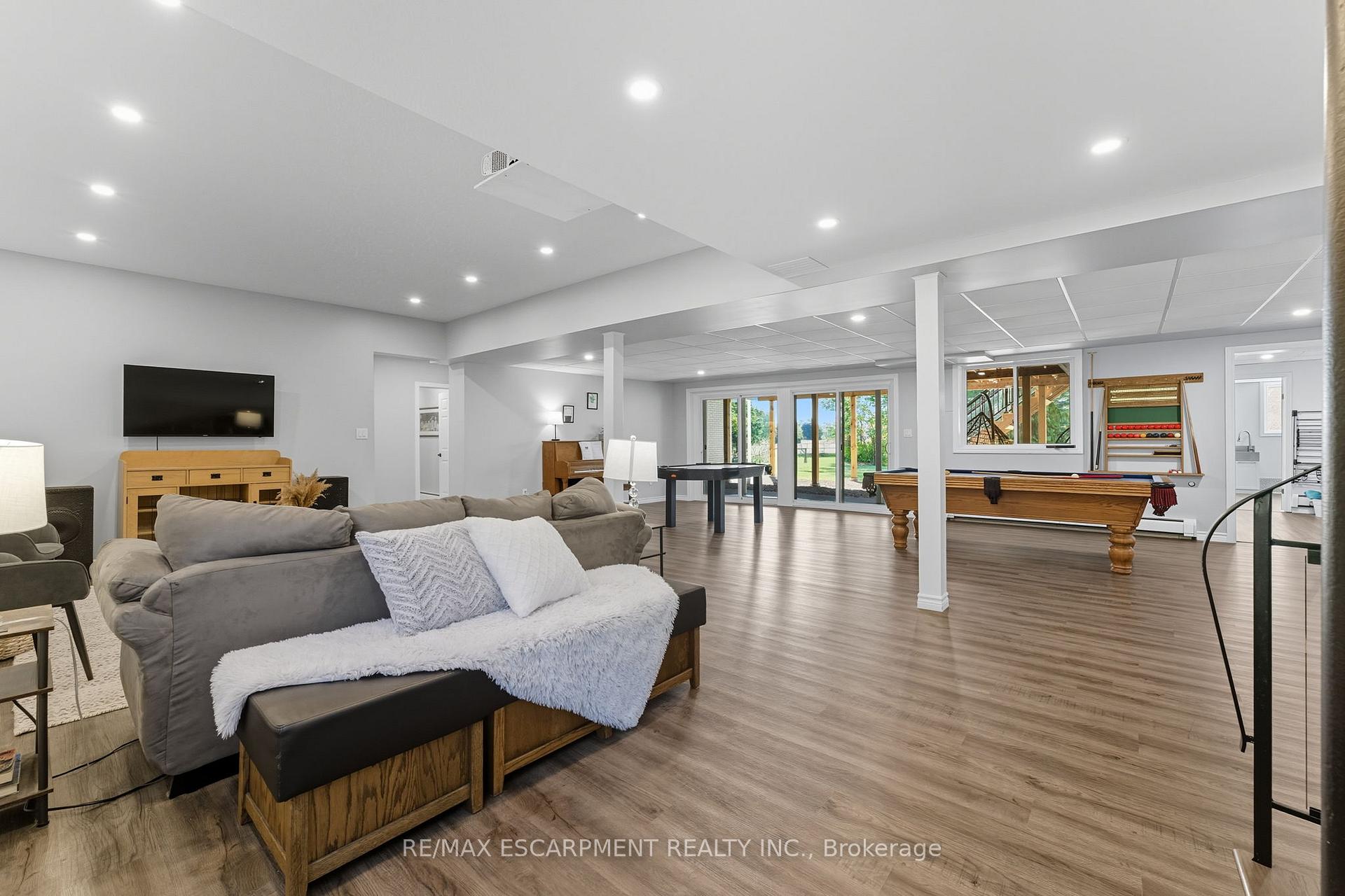 Photo 25 of 1392 Wrigley Road, North Dumfries, Ayr — HOMEH