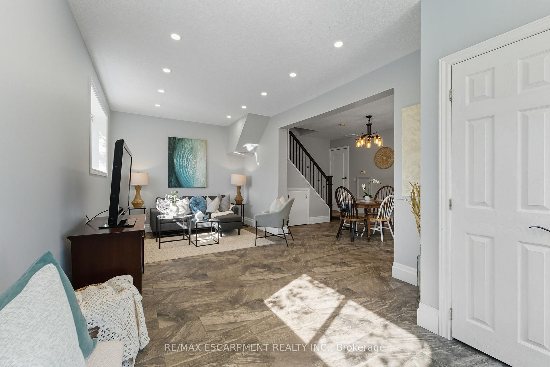 Photo 32 of 1392 Wrigley Road, North Dumfries, Ayr — HOMEH