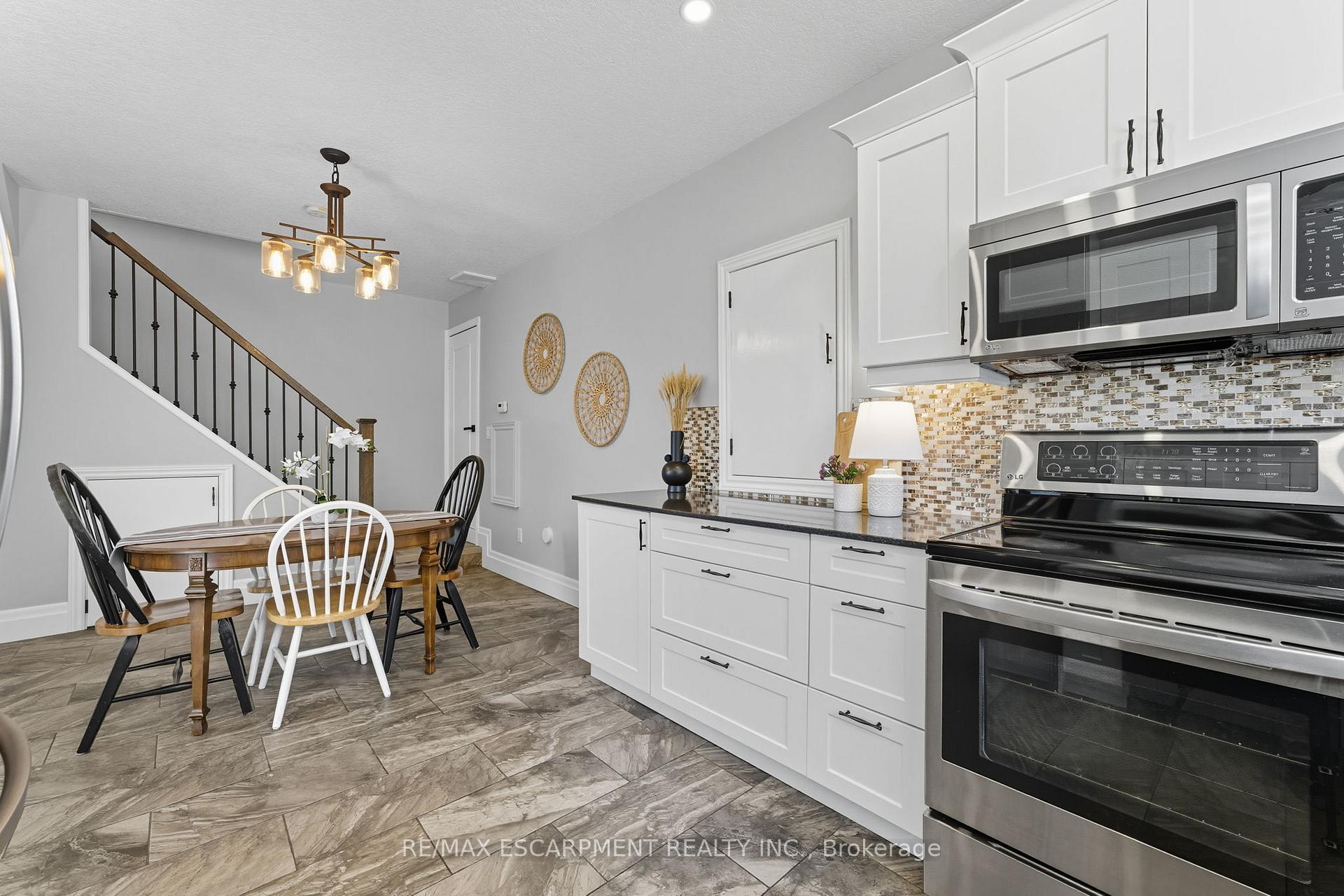 Photo 36 of 1392 Wrigley Road, North Dumfries, Ayr — HOMEH