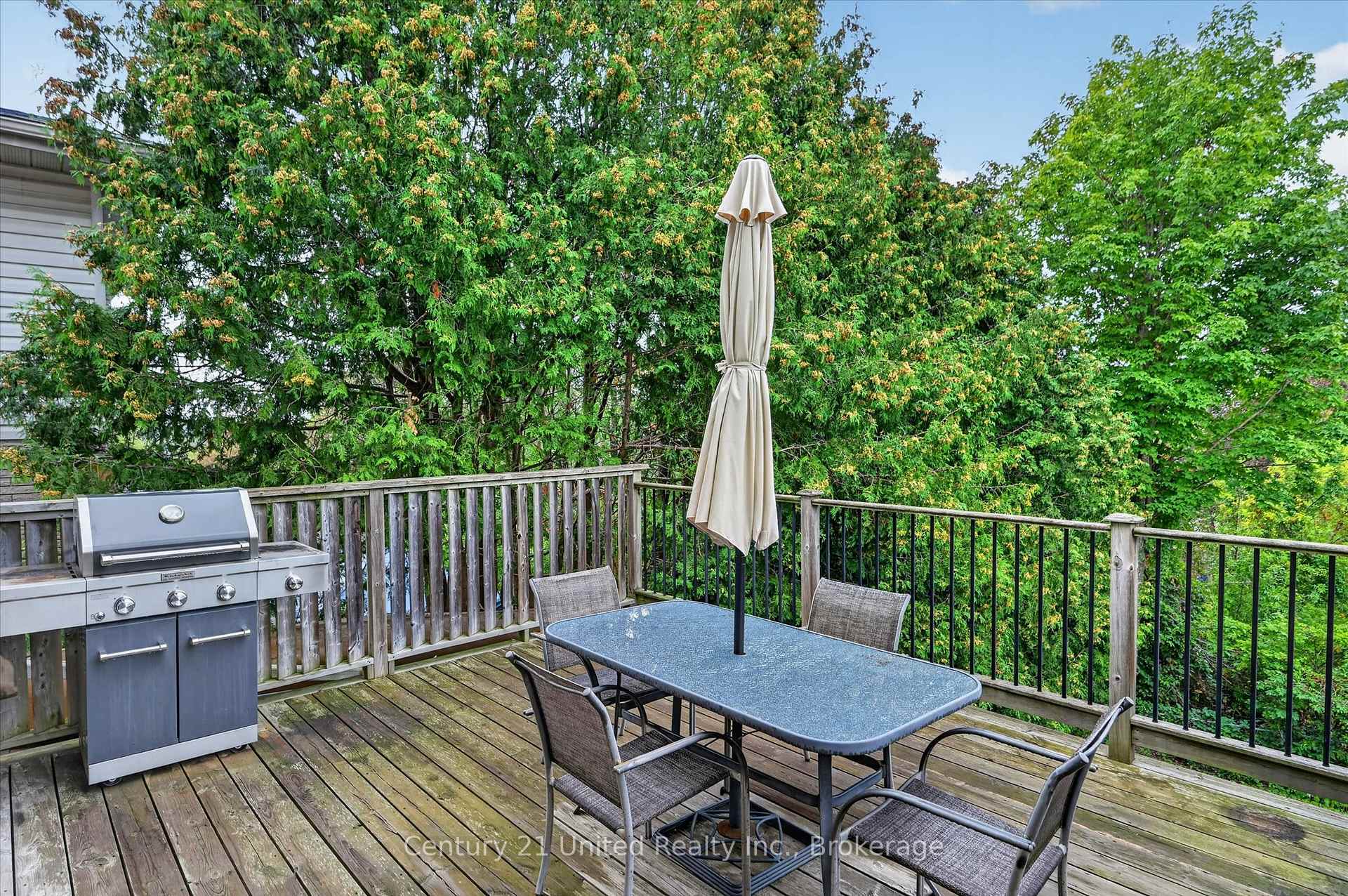 Photo 14 of 537 Montcalm Drive, Peterborough, Northcrest Ward 5 — HOMEH