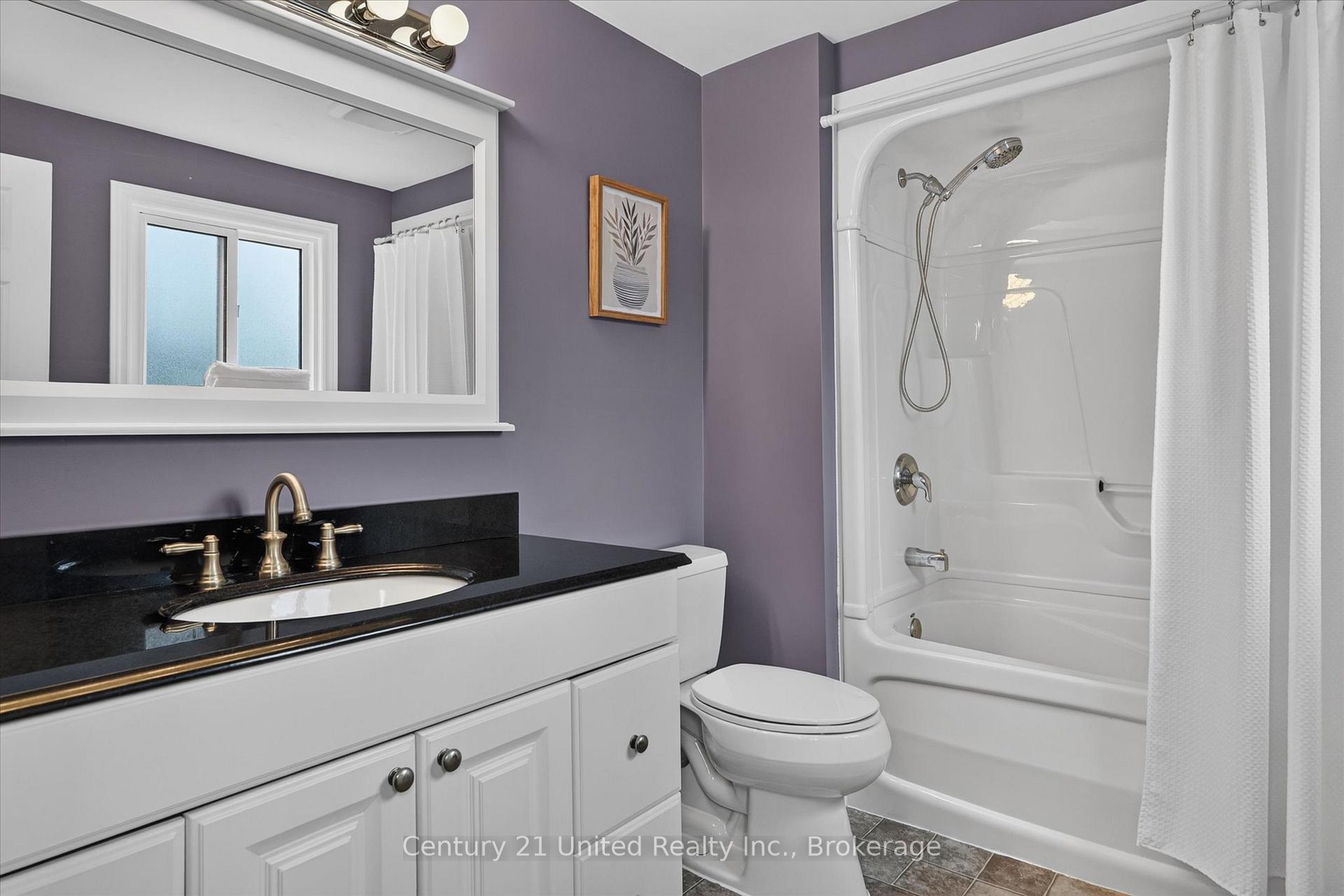 Photo 31 of 537 Montcalm Drive, Peterborough, Northcrest Ward 5 — HOMEH
