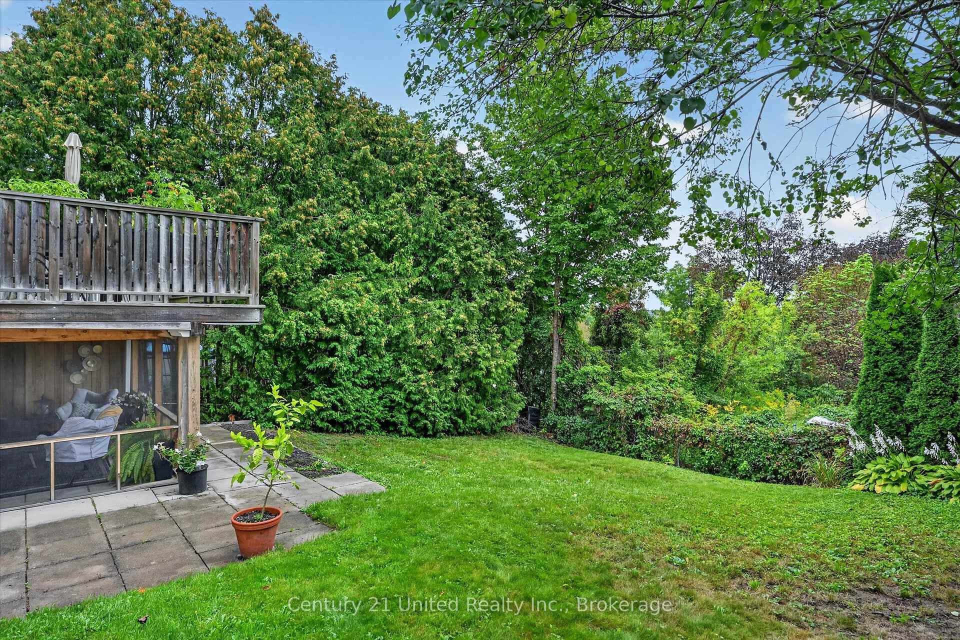 Photo 46 of 537 Montcalm Drive, Peterborough, Northcrest Ward 5 — HOMEH