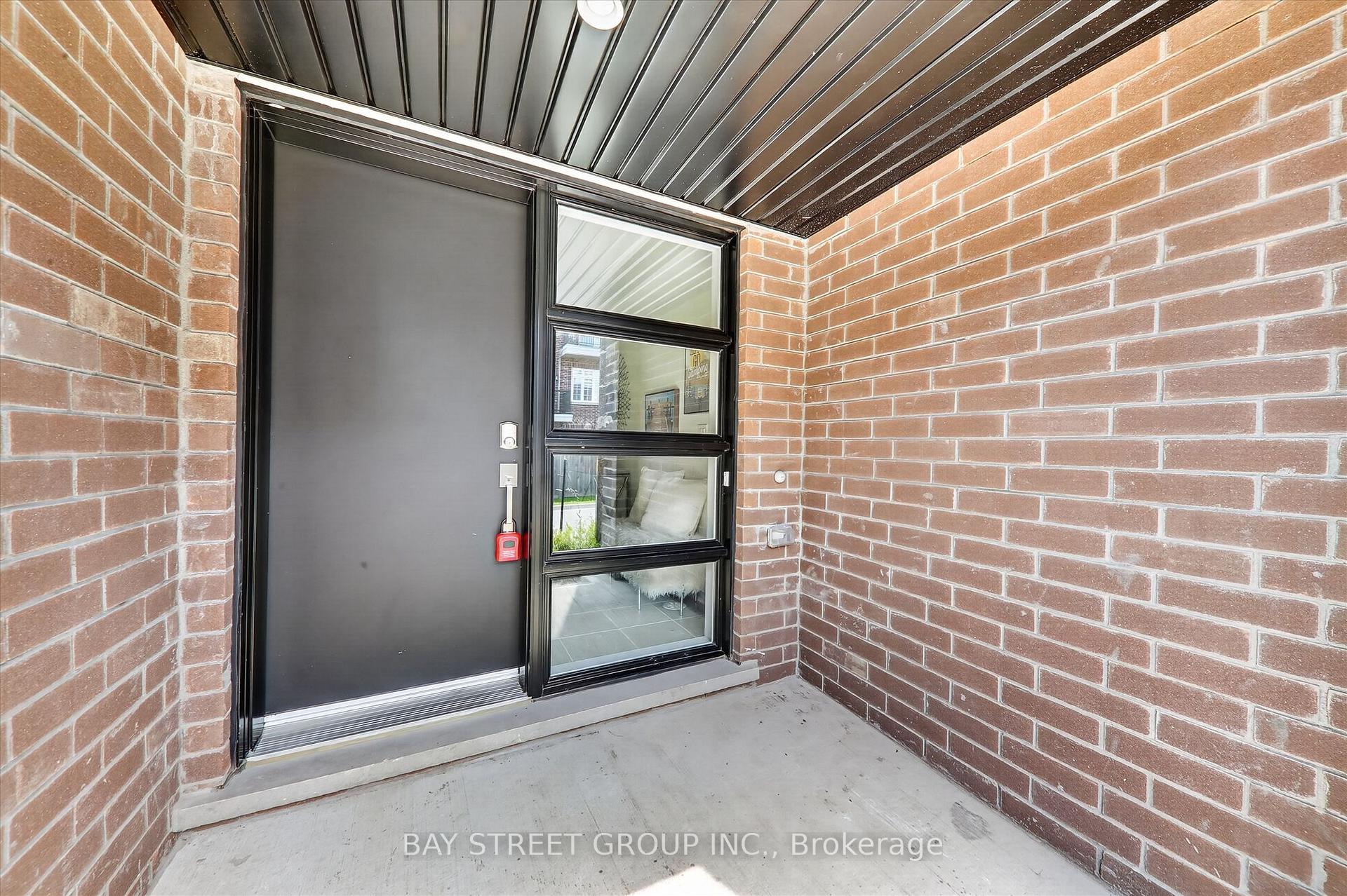 Photo 3 of 42 Herman Gilroy Lane, Markham, Angus Glen — HOMEH