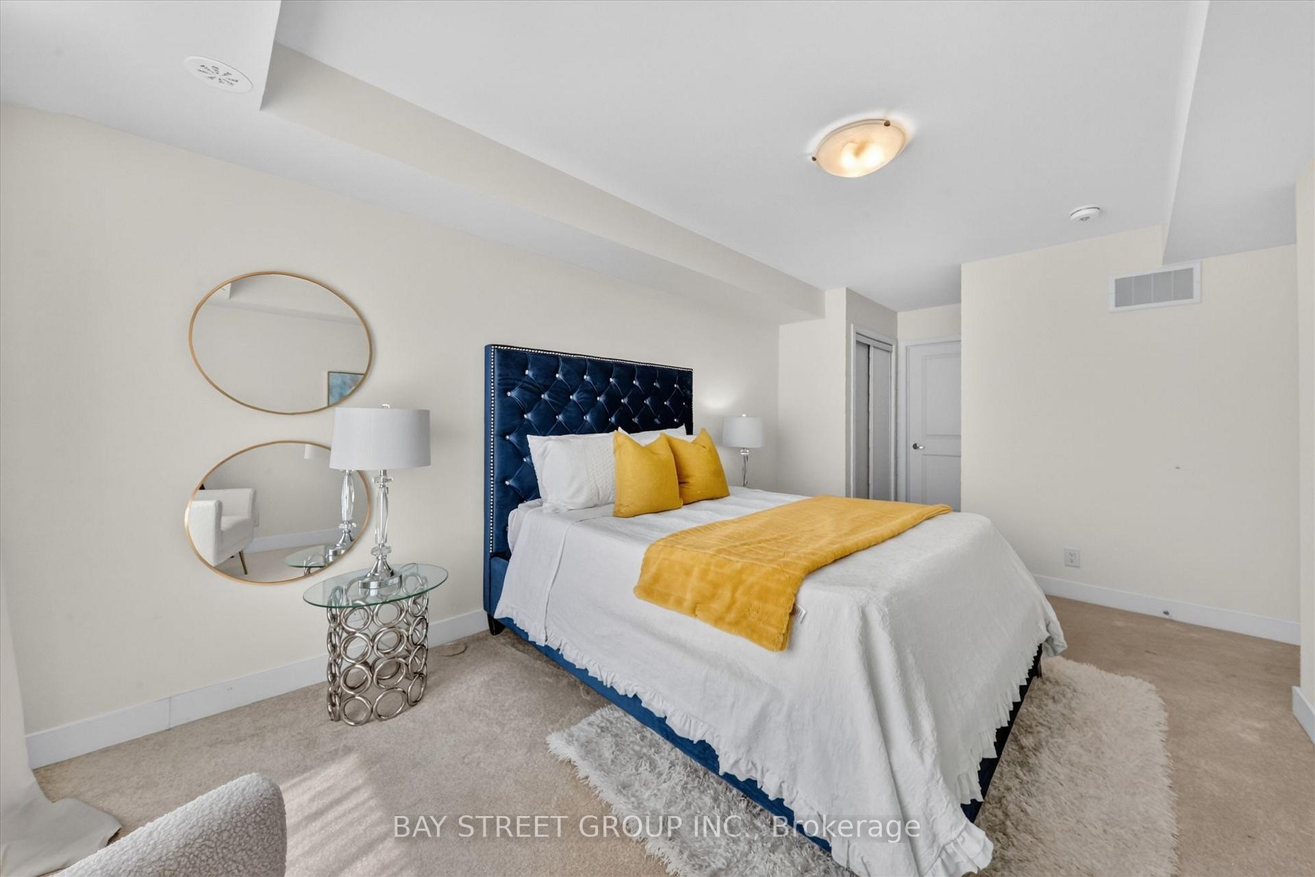 Photo 12 of 42 Herman Gilroy Lane, Markham, Angus Glen — HOMEH
