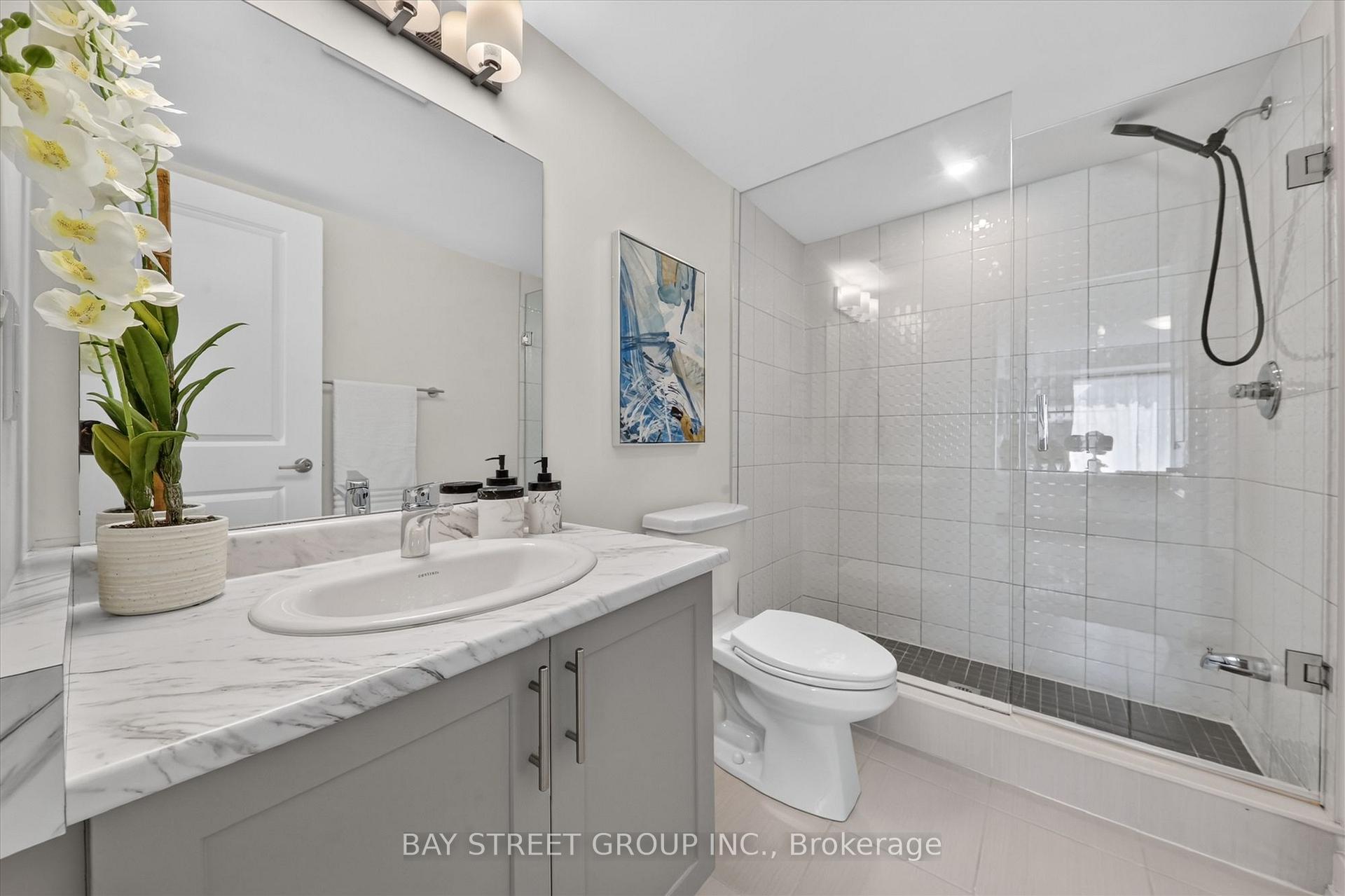 Photo 15 of 42 Herman Gilroy Lane, Markham, Angus Glen — HOMEH