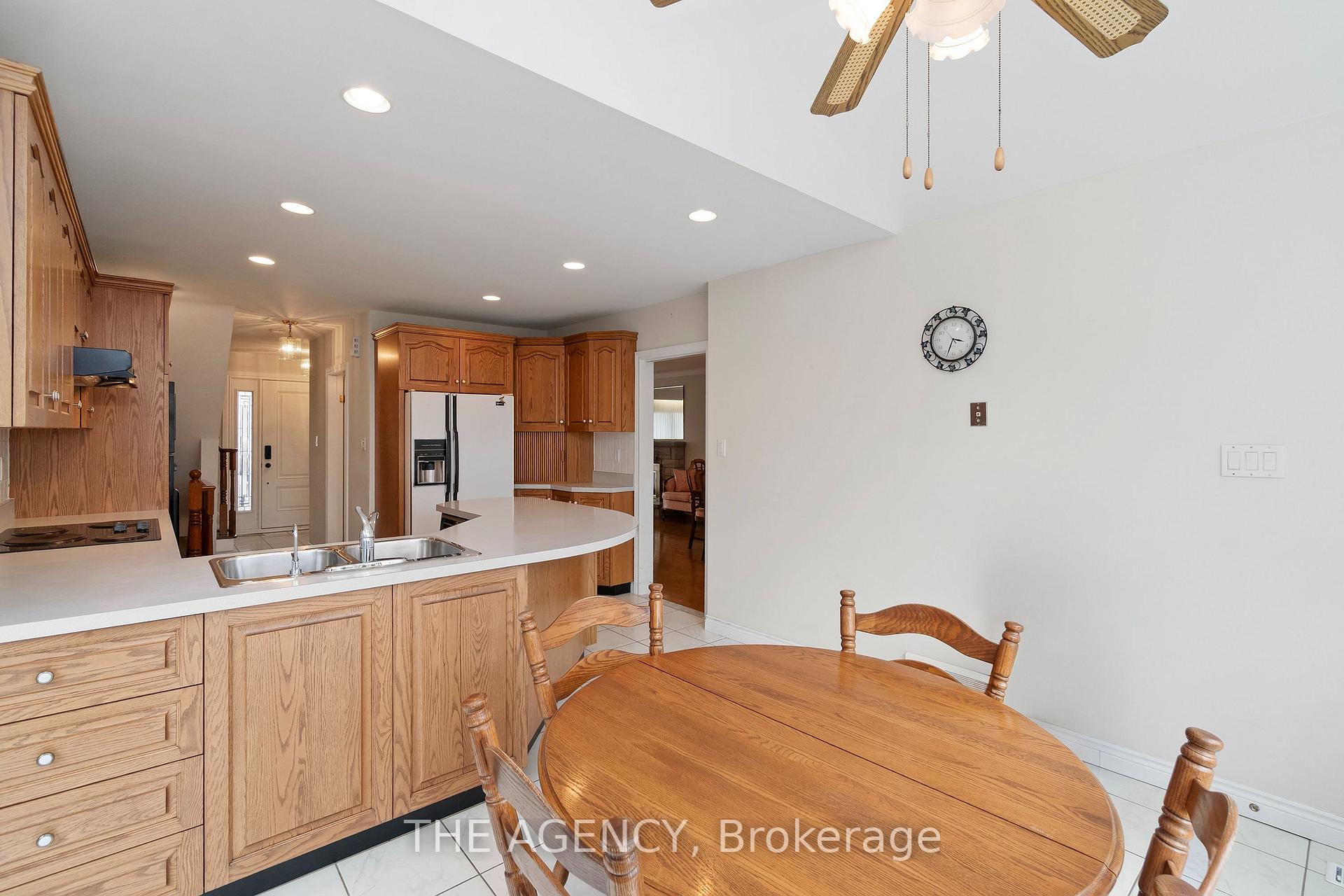 Photo 17 of 36 Buckingham Drive, Hamilton, Westcliffe — HOMEH