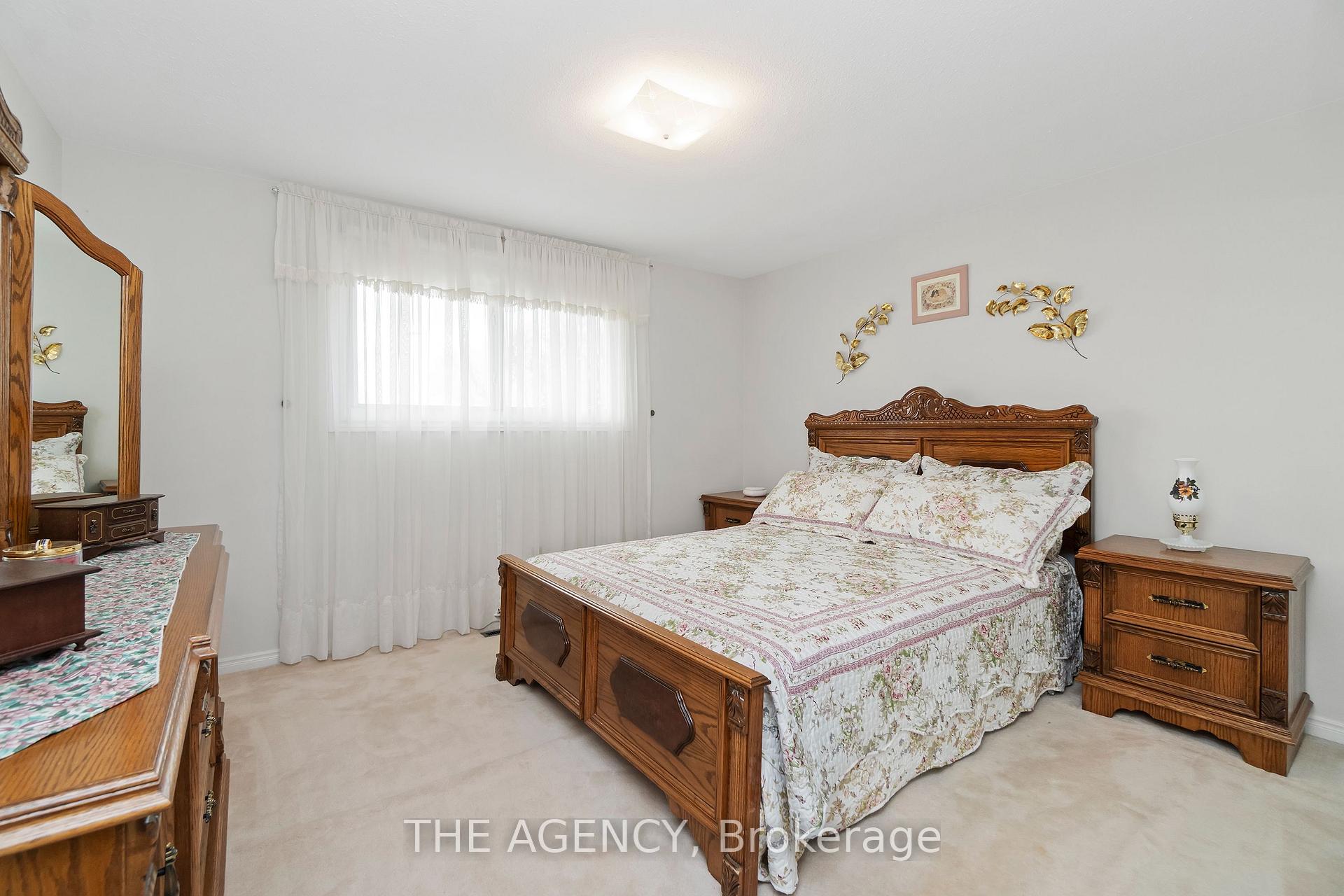 Photo 26 of 36 Buckingham Drive, Hamilton, Westcliffe — HOMEH