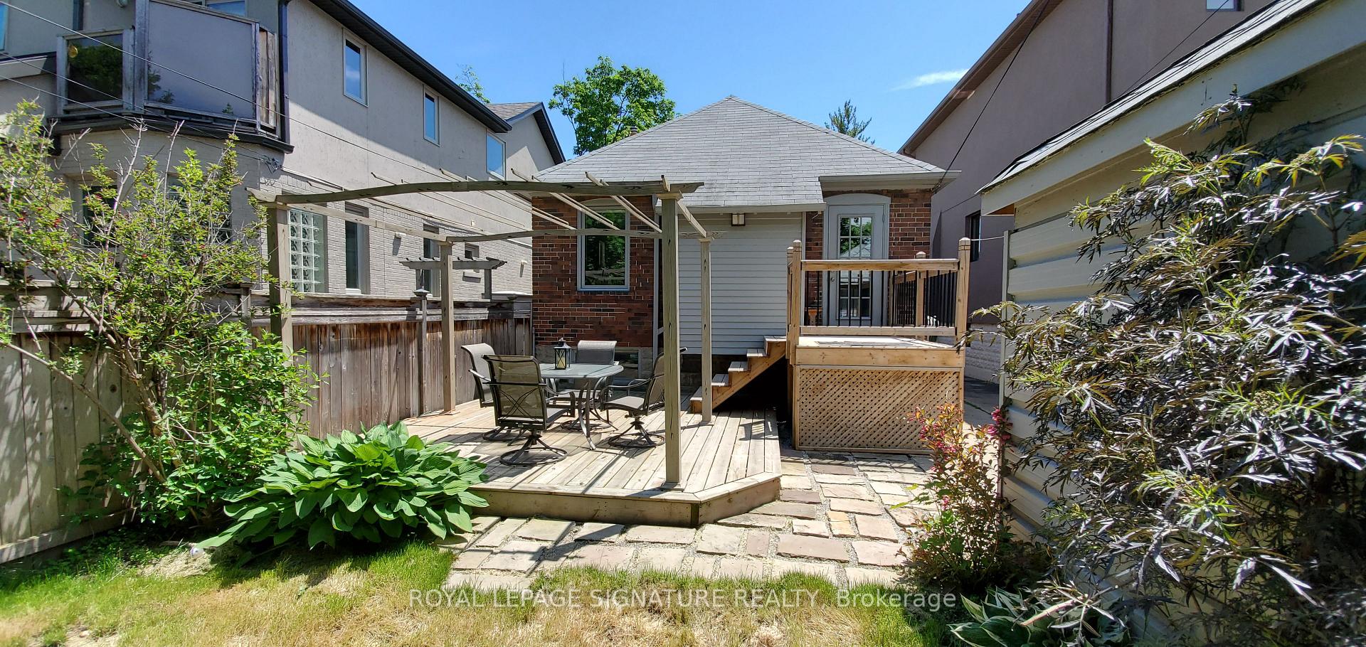 Photo 8 of 118 Parkhurst Boulevard, Toronto, Leaside — HOMEH