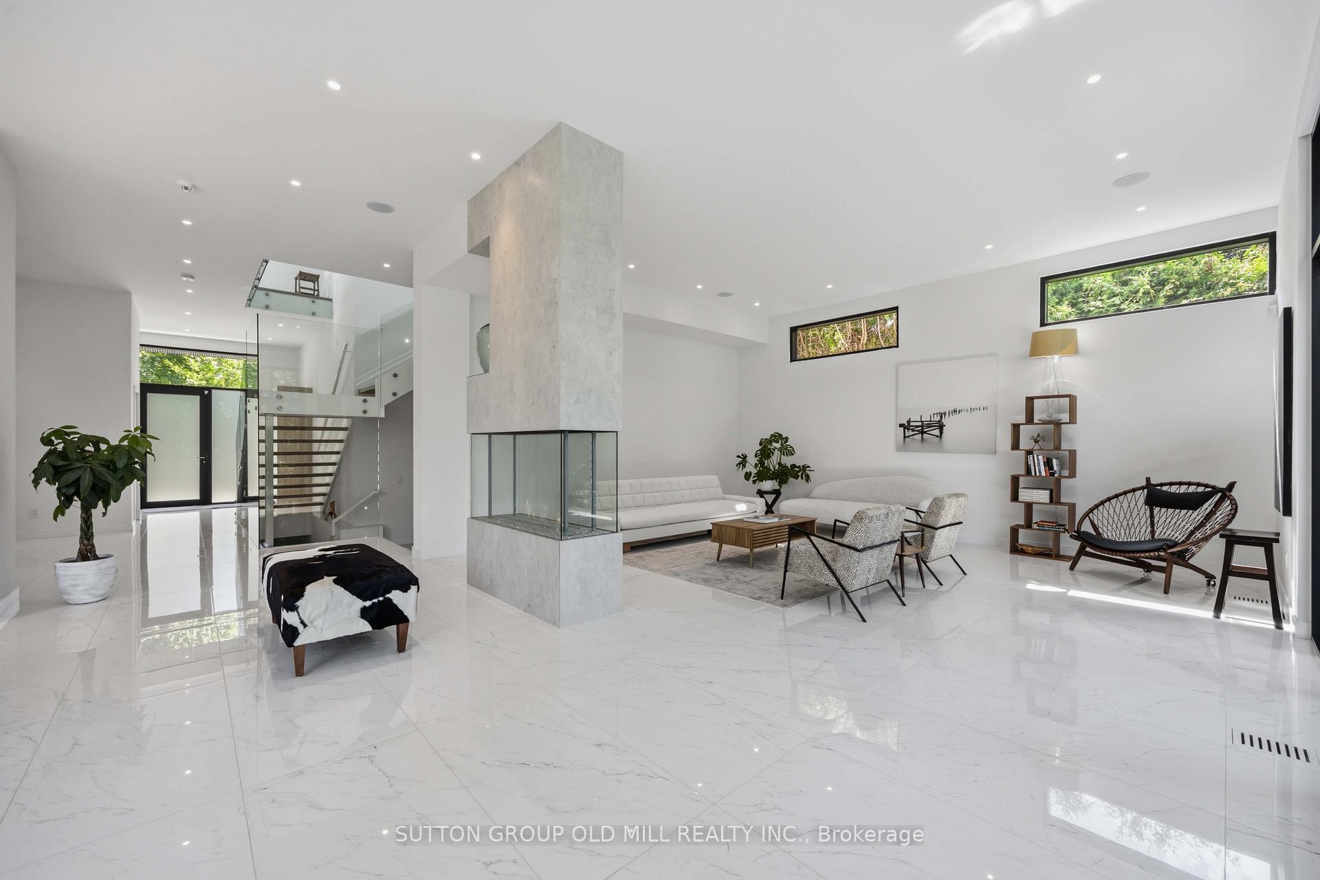 Photo 18 of 18 Herne Hill, Etobicoke, Edenbridge-Humber Valley — HOMEH