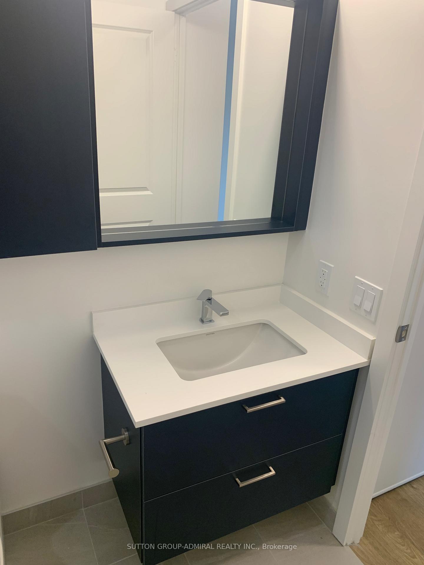 Photo 12 of Unit 332, 50 Upper Mall Way, Vaughan, Brownridge — HOMEH