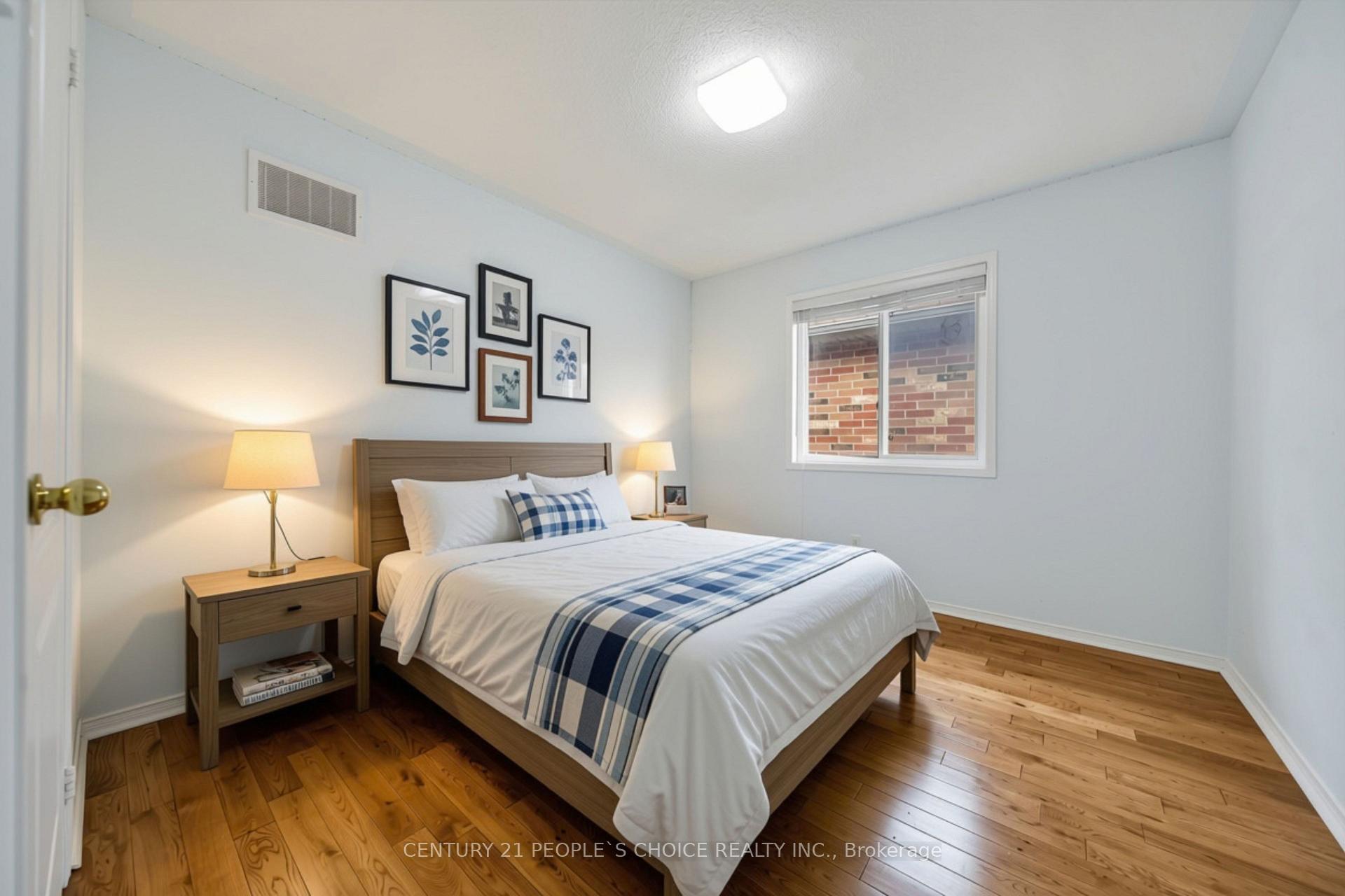 Photo 43 of 73 Crown Victoria Drive, Brampton, Fletcher's Meadow — HOMEH
