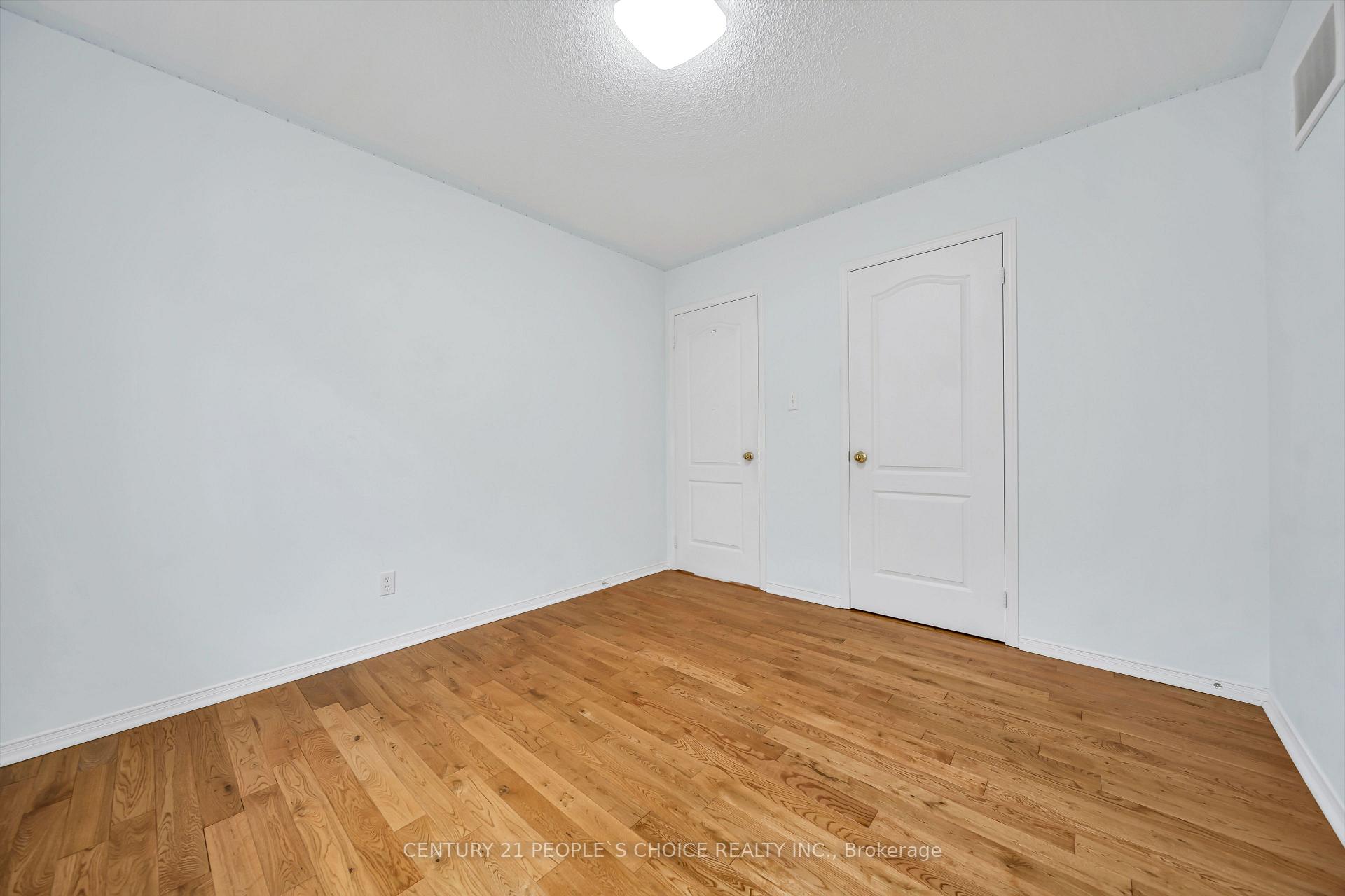 Photo 46 of 73 Crown Victoria Drive, Brampton, Fletcher's Meadow — HOMEH