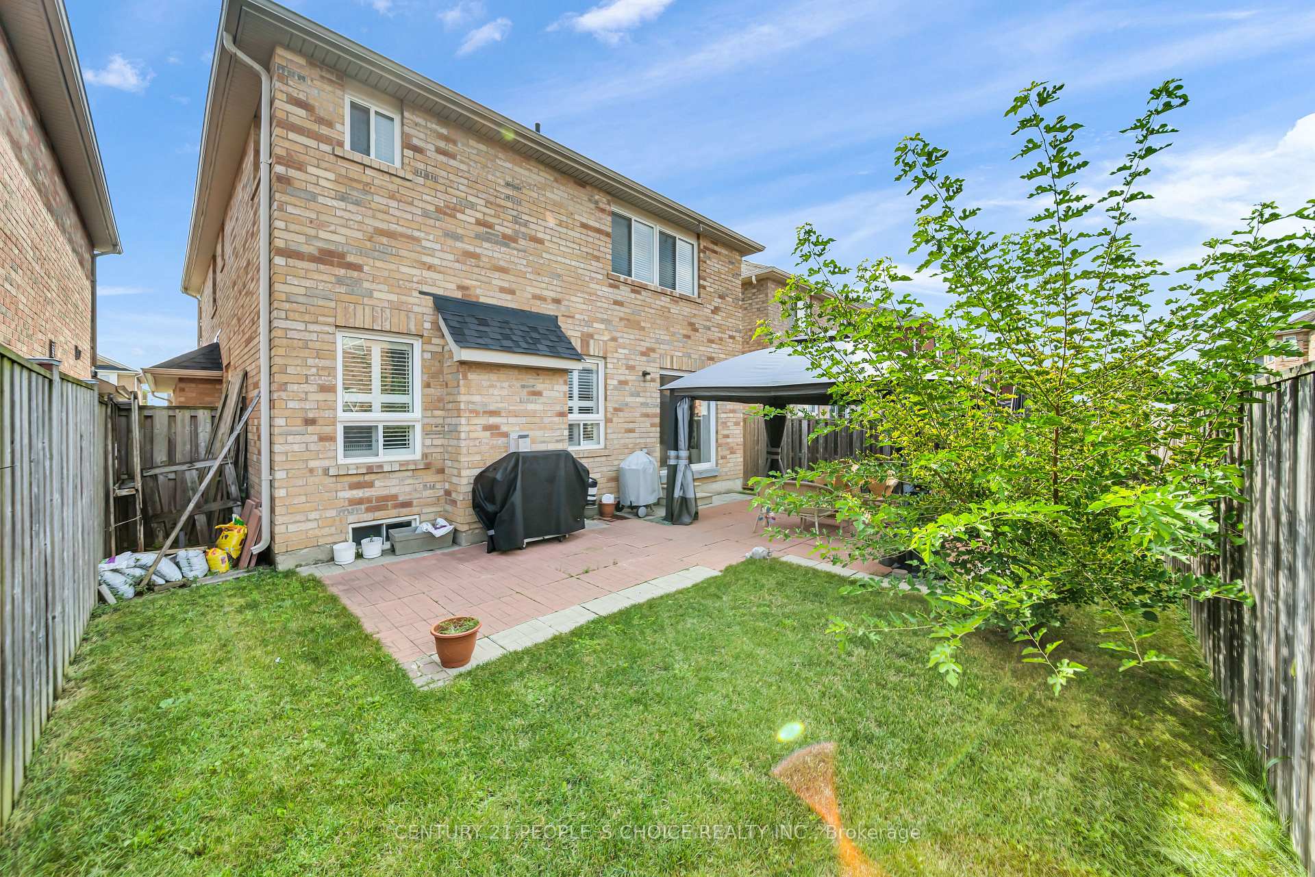 Photo 48 of 73 Crown Victoria Drive, Brampton, Fletcher's Meadow — HOMEH