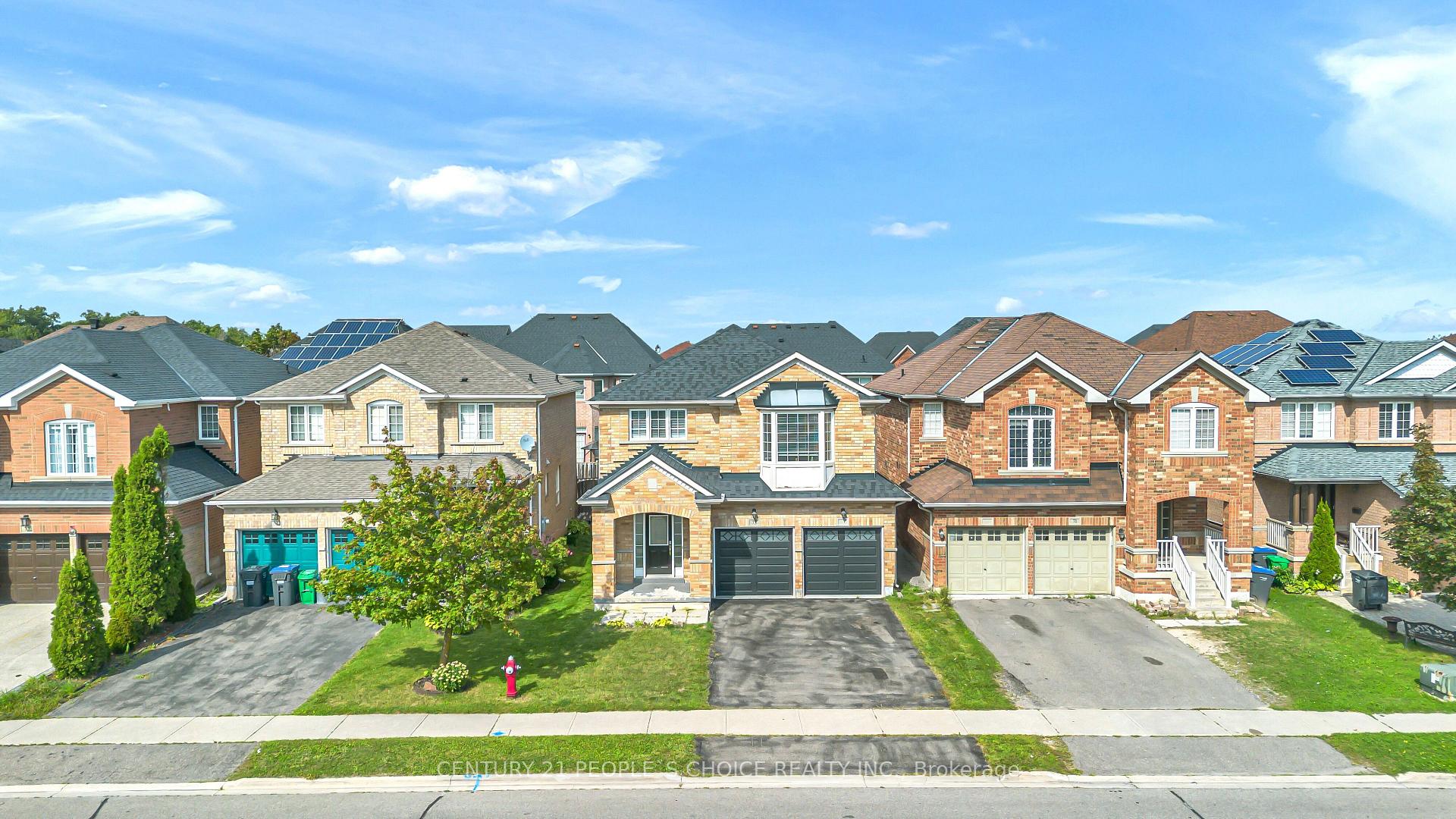 Photo 49 of 73 Crown Victoria Drive, Brampton, Fletcher's Meadow — HOMEH