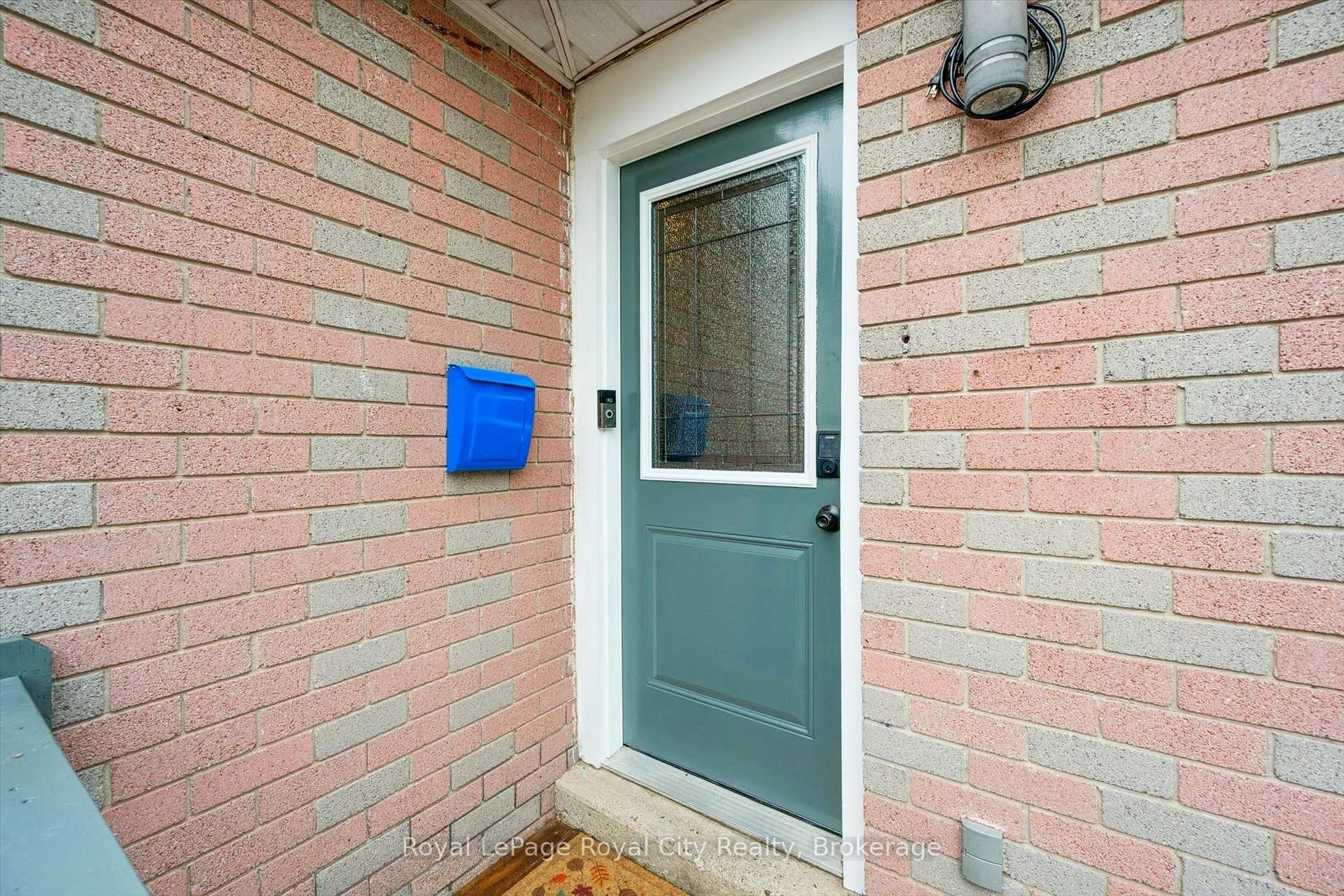 Photo 3 of 29 Mcilwraith Crescent, Guelph, Grange Road — HOMEH