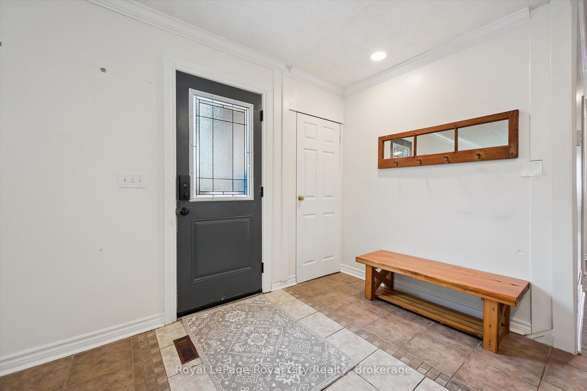 Photo 4 of 29 Mcilwraith Crescent, Guelph, Grange Road — HOMEH