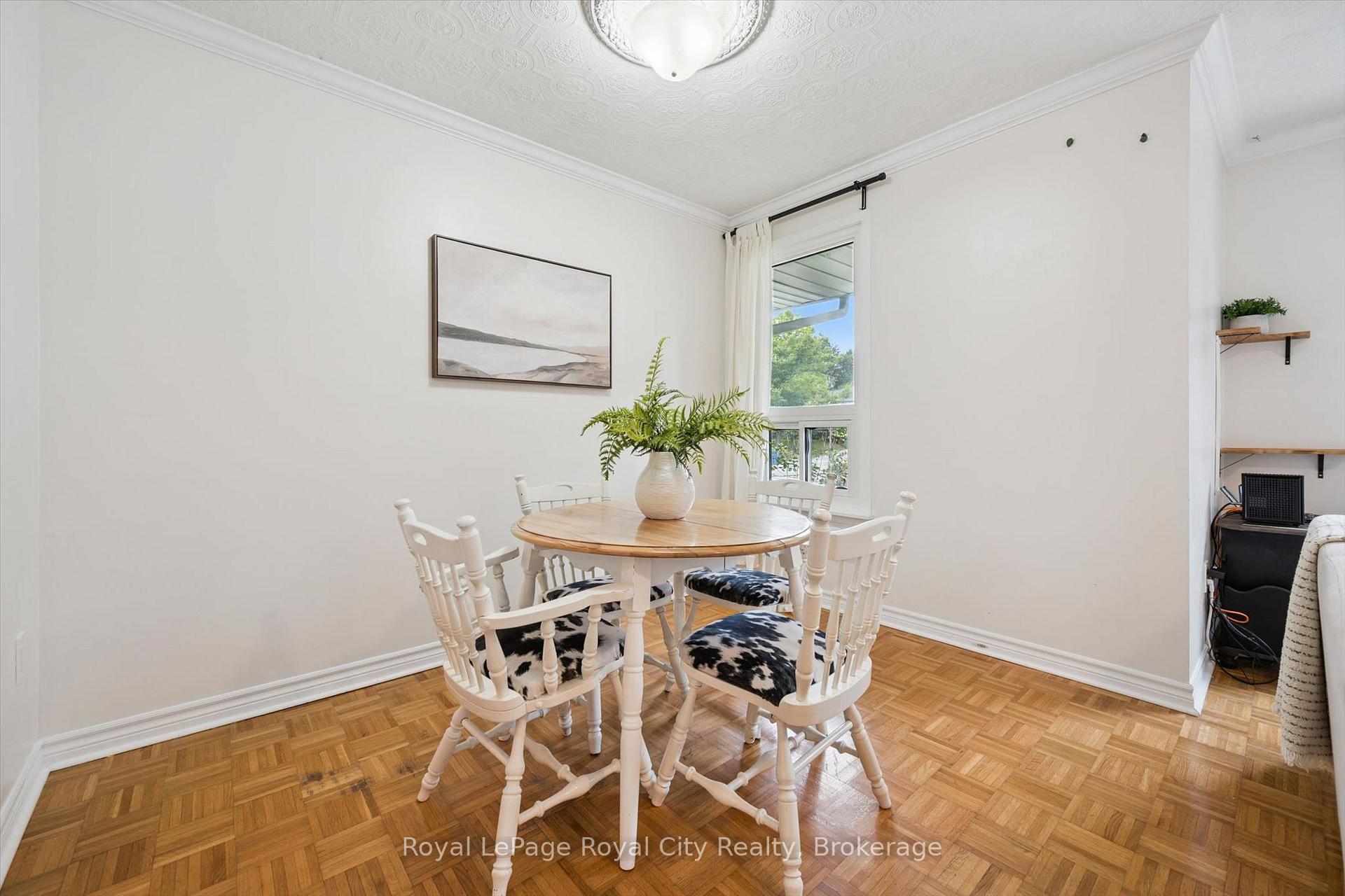 Photo 9 of 29 Mcilwraith Crescent, Guelph, Grange Road — HOMEH