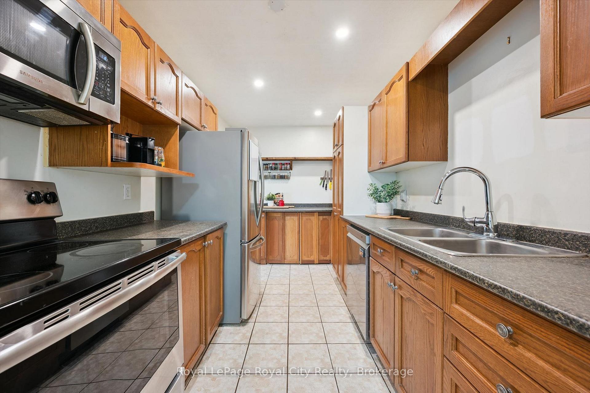 Photo 11 of 29 Mcilwraith Crescent, Guelph, Grange Road — HOMEH
