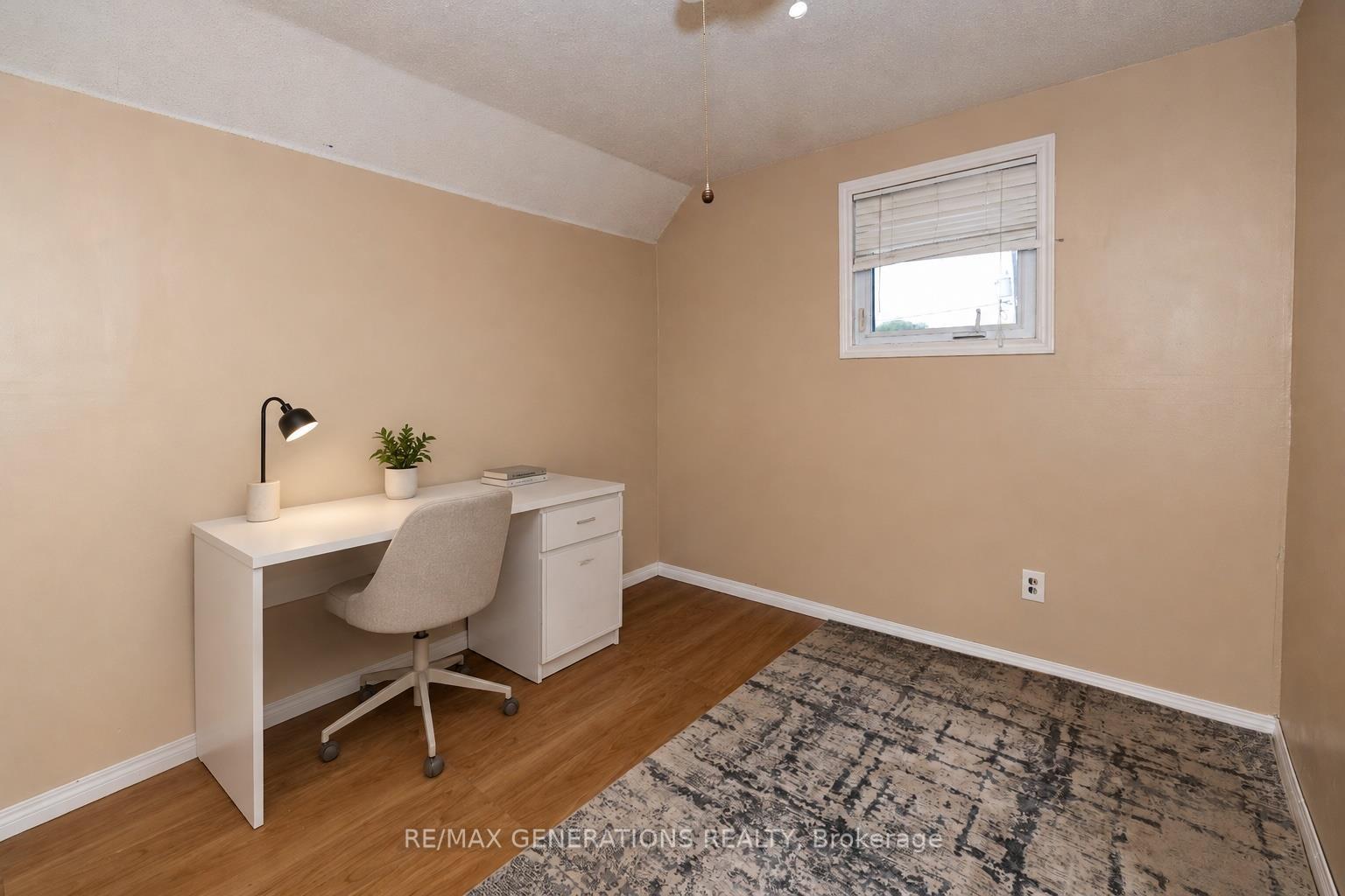 Photo 13 of 129 Heron Street, Thunder Bay, East End — HOMEH