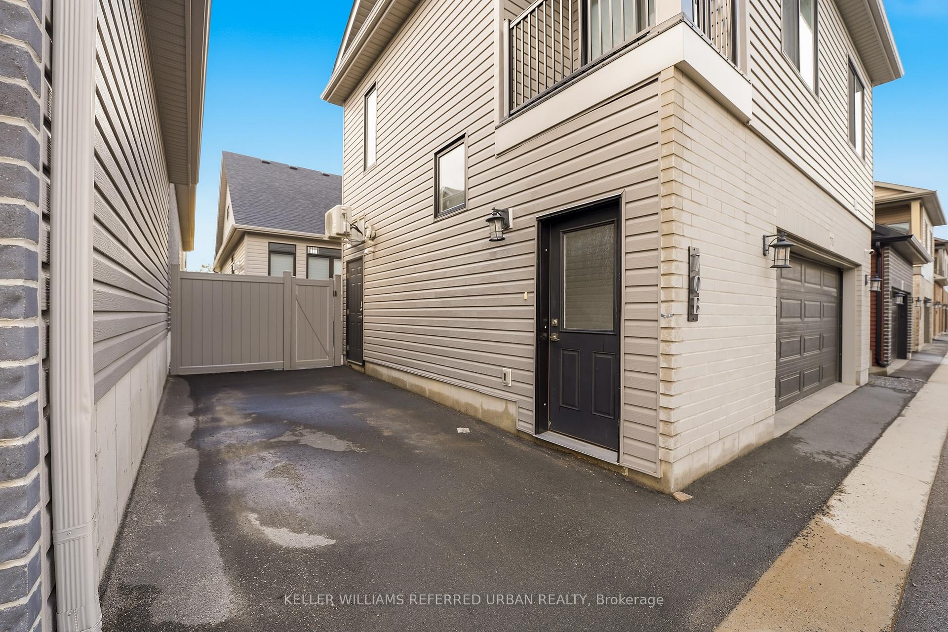 Photo 7 of Unit B, 70 Riverstone Way, Belleville, Thurlow Ward — HOMEH