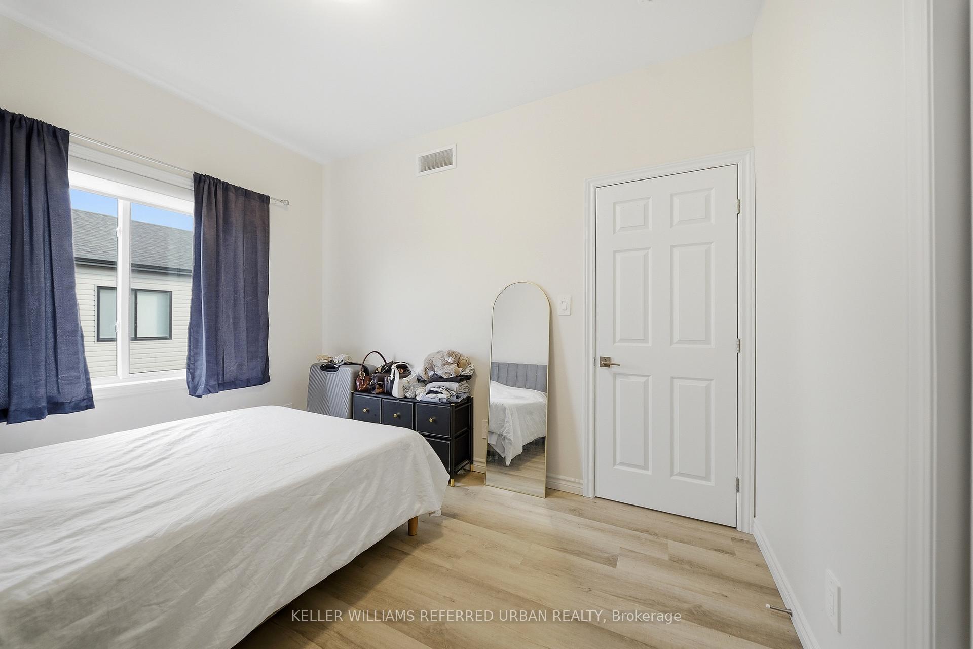 Photo 24 of Unit B, 70 Riverstone Way, Belleville, Thurlow Ward — HOMEH