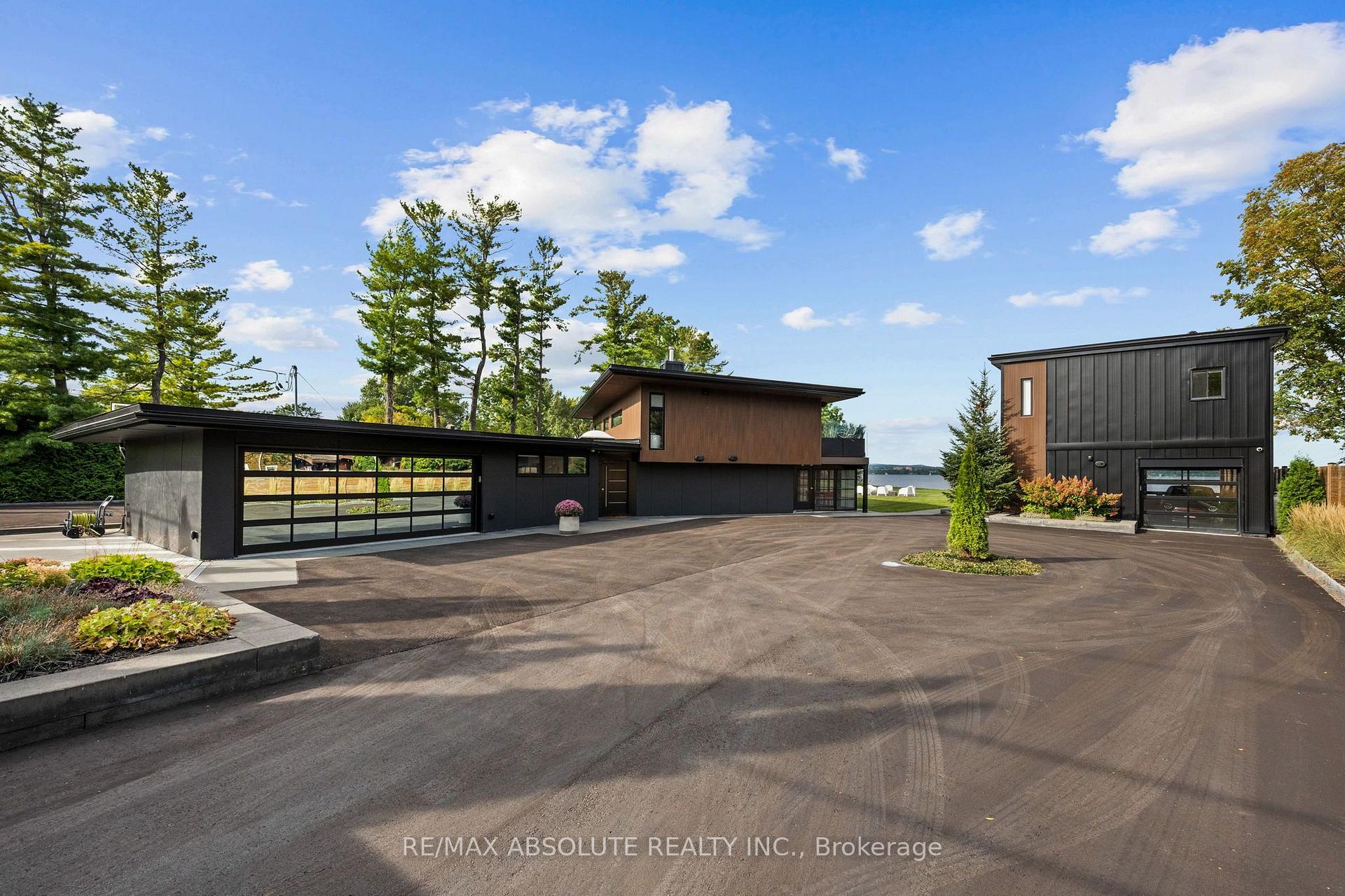 Photo of 227 Grandview Road