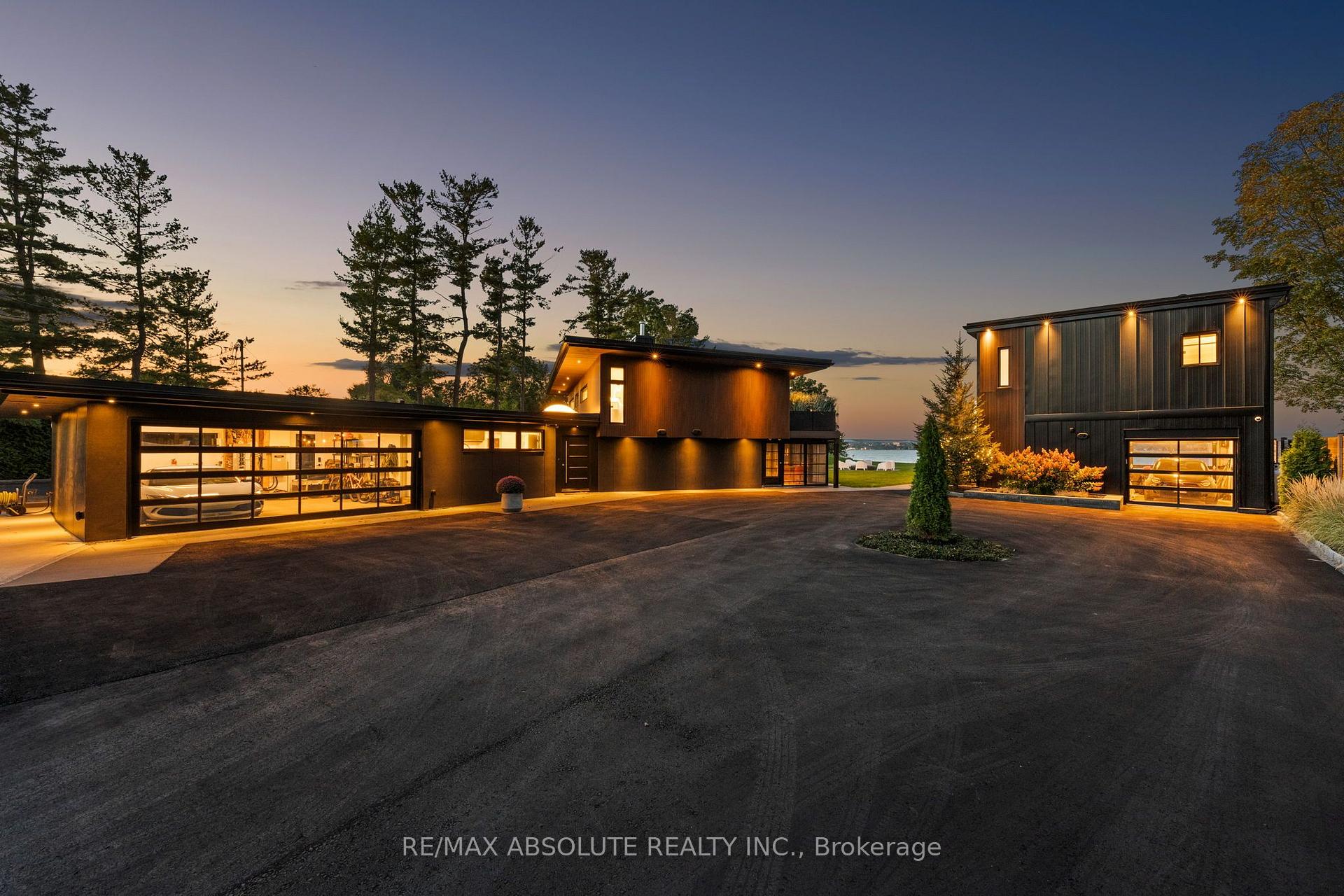 Photo 2 of 227 Grandview Road, Ottawa, Crystal Bay/Rocky Point — HOMEH