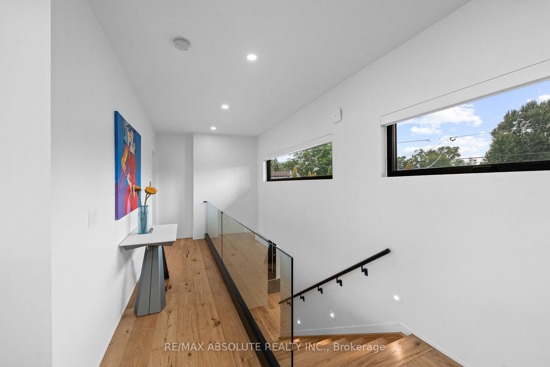 Photo 12 of 227 Grandview Road, Ottawa, Crystal Bay/Rocky Point — HOMEH