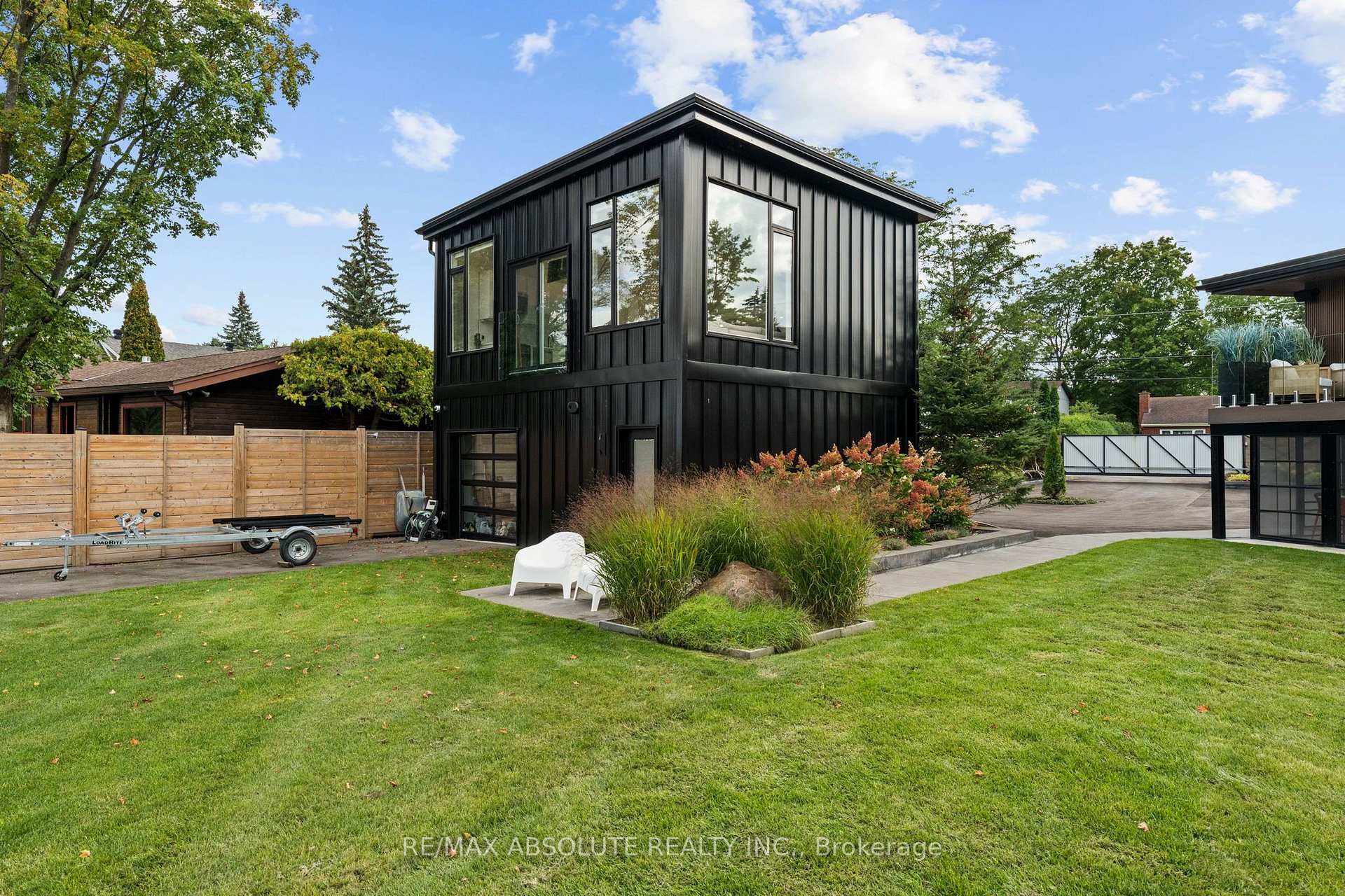 Photo 33 of 227 Grandview Road, Ottawa, Crystal Bay/Rocky Point — HOMEH