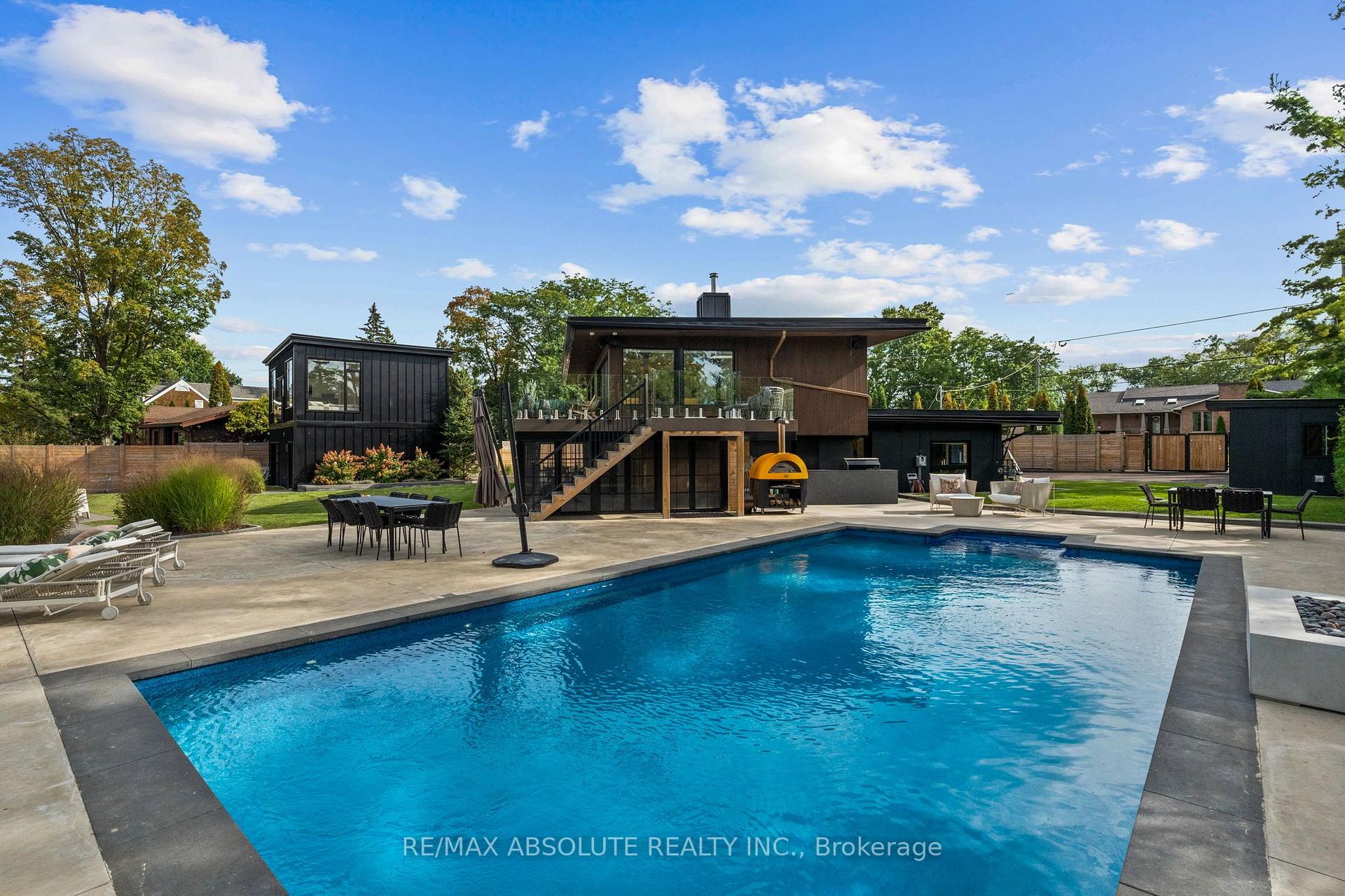 Photo 40 of 227 Grandview Road, Ottawa, Crystal Bay/Rocky Point — HOMEH