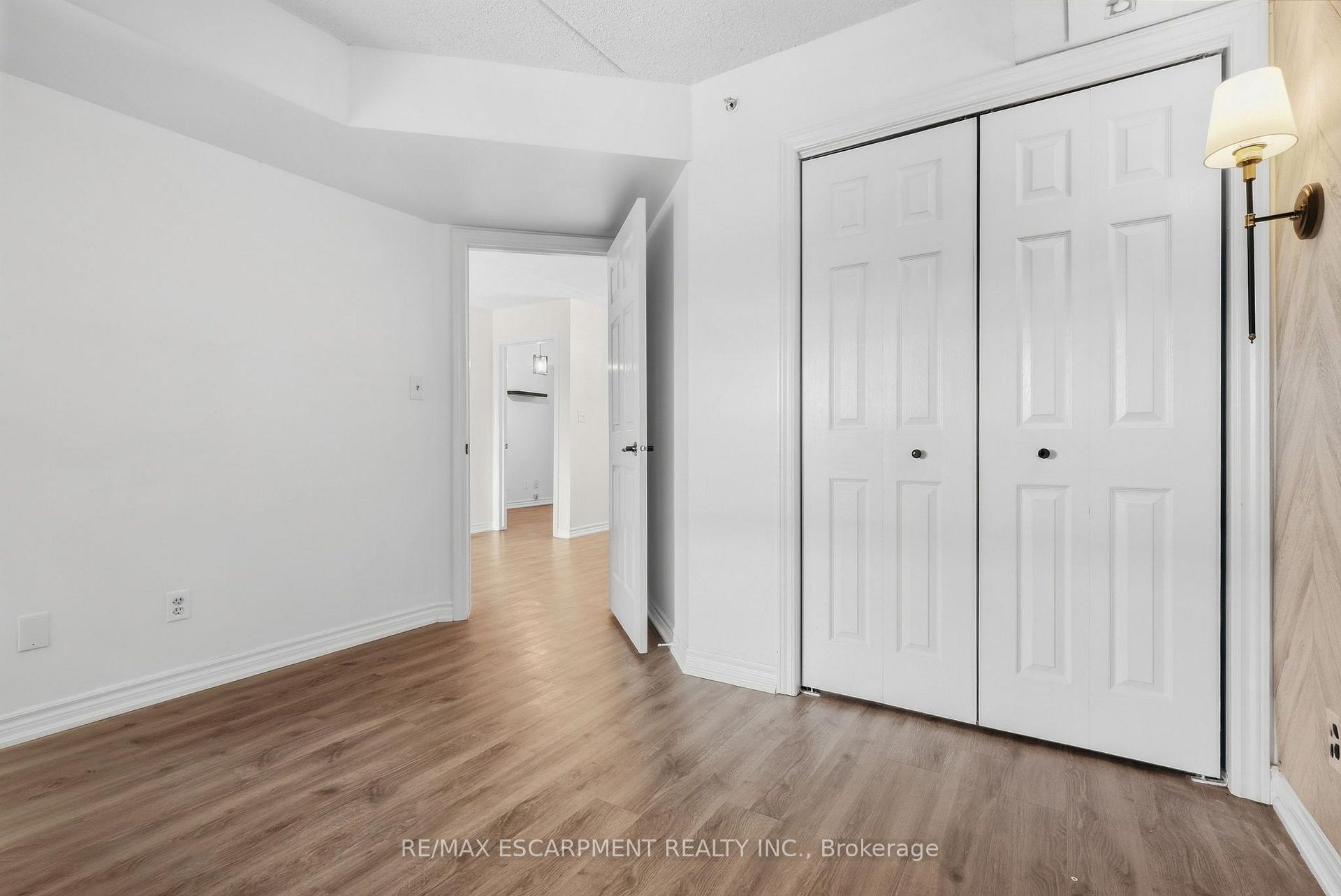 Photo 15 of Unit 306, 2055 Appleby Line, Burlington, Uptown — HOMEH