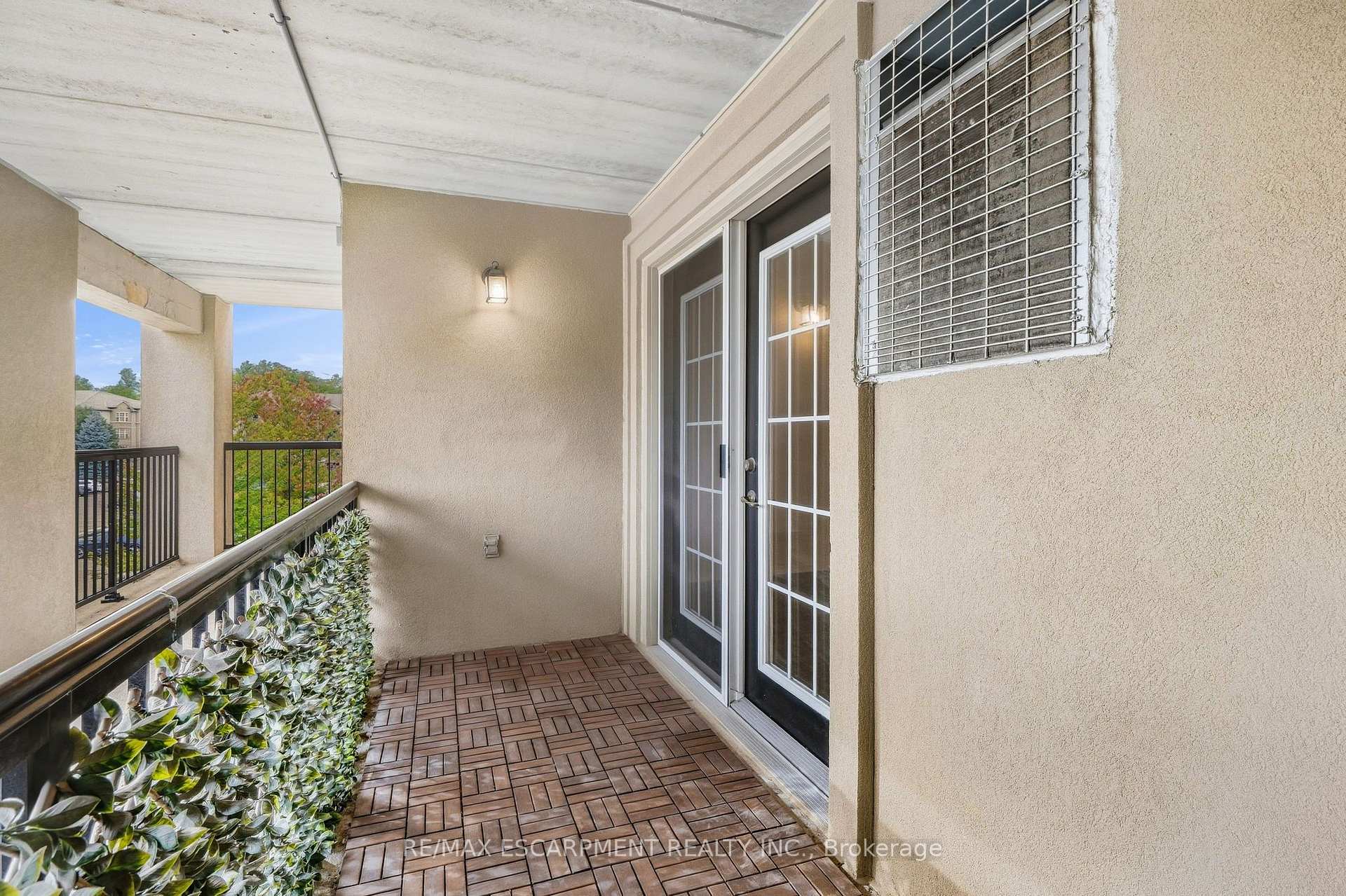 Photo 21 of Unit 306, 2055 Appleby Line, Burlington, Uptown — HOMEH