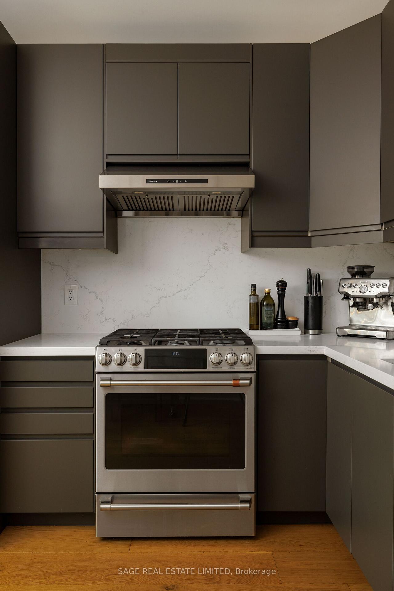 Photo 20 of 283 Booth Avenue, Toronto, South Riverdale — HOMEH