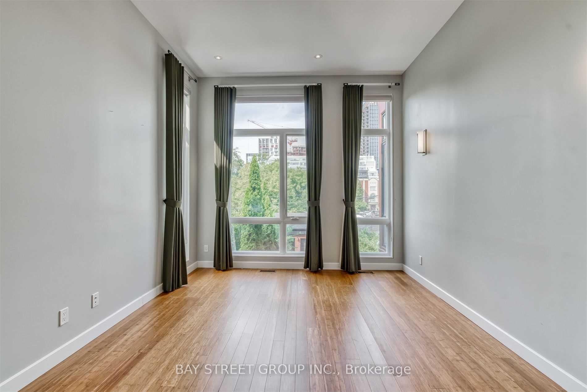 Photo 25 of 296 Borden Street, Toronto, University — HOMEH