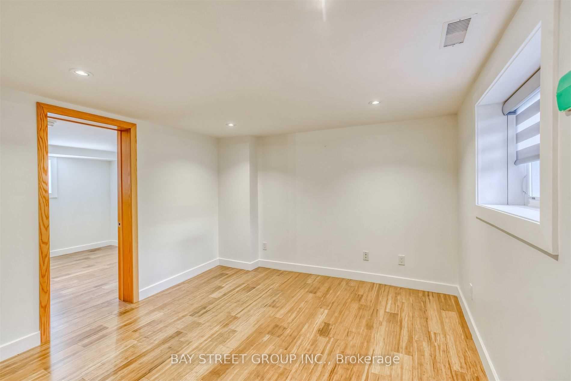 Photo 32 of 296 Borden Street, Toronto, University — HOMEH