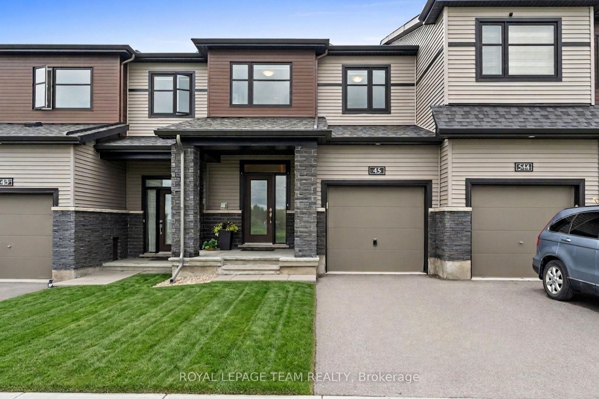 Photo 1 of 45 Finglas Court, Ottawa, Barrhaven - Half Moon Bay — HOMEH