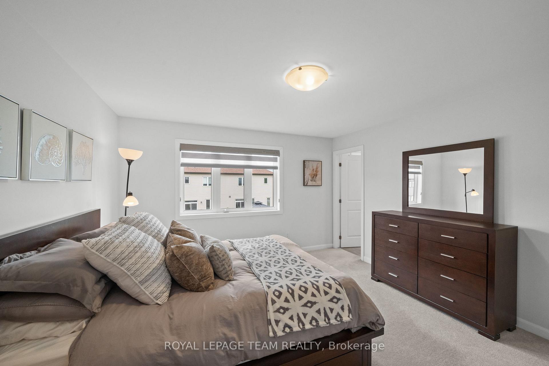 Photo 23 of 45 Finglas Court, Ottawa, Barrhaven - Half Moon Bay — HOMEH