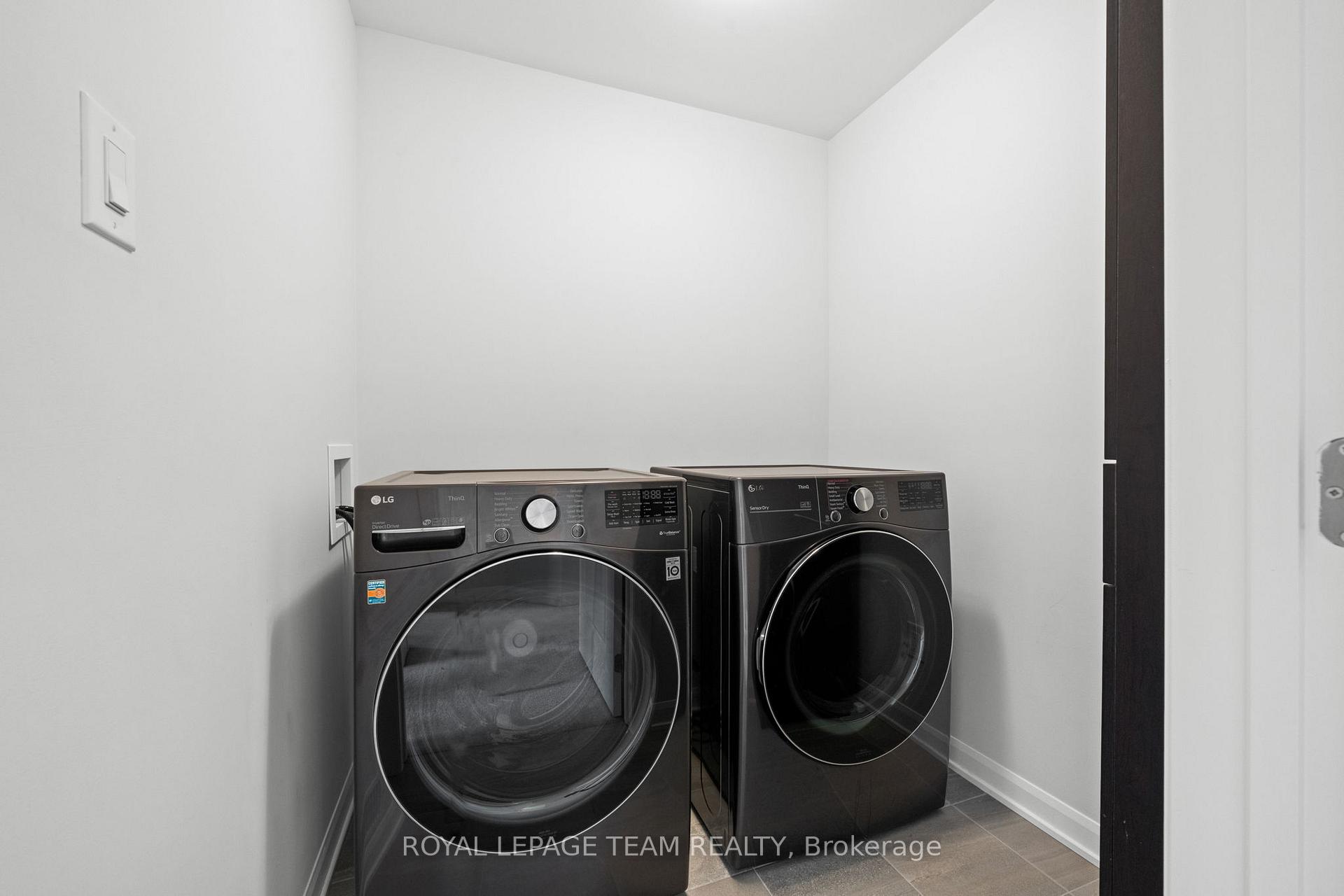 Photo 30 of 45 Finglas Court, Ottawa, Barrhaven - Half Moon Bay — HOMEH